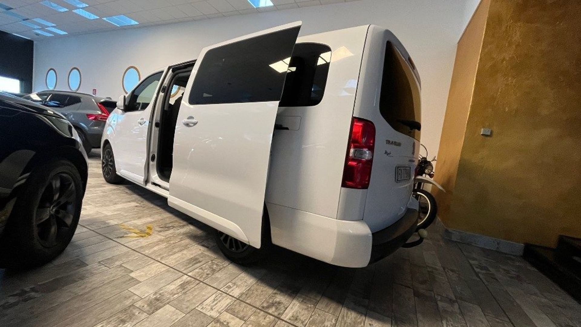 Peugeot Traveller