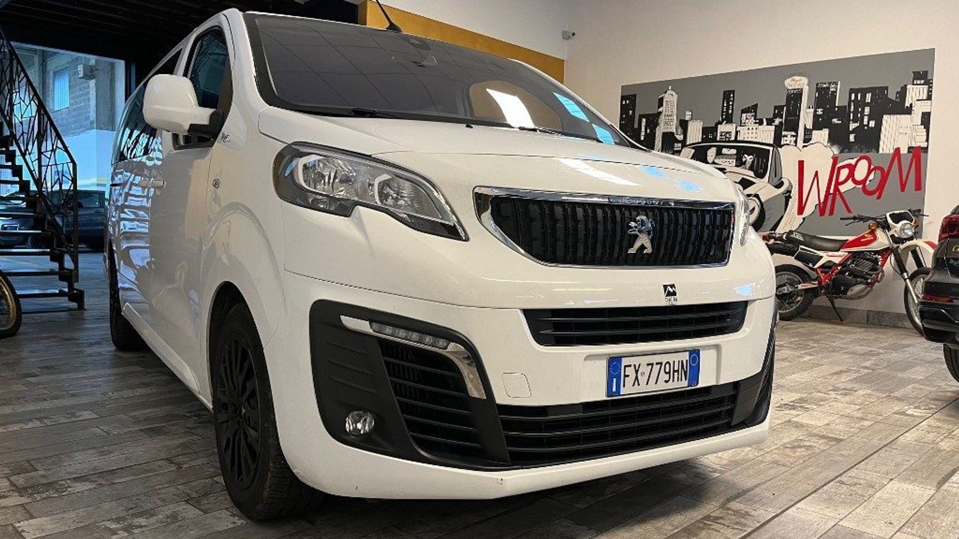 Peugeot Traveller