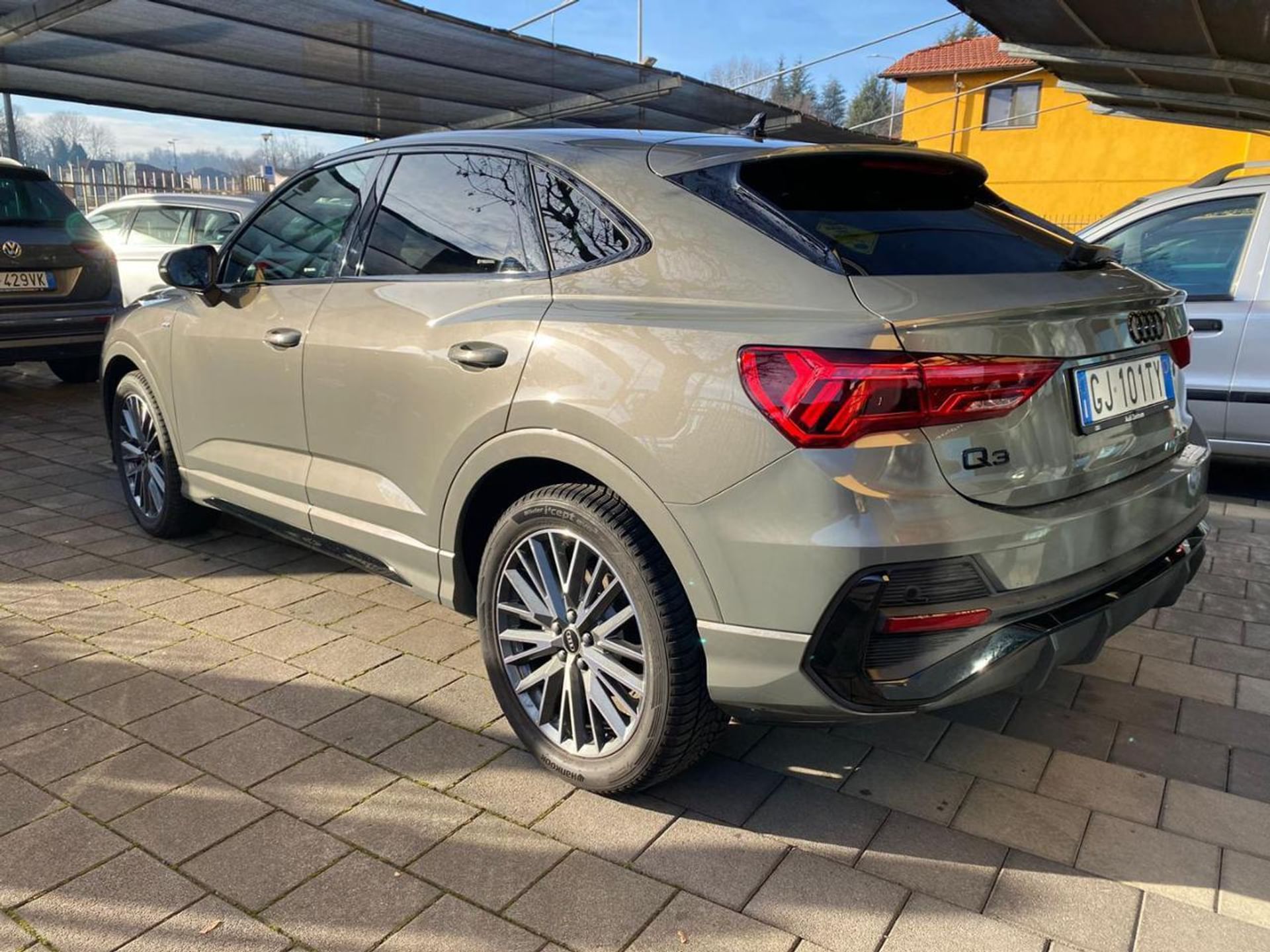 Audi Q3