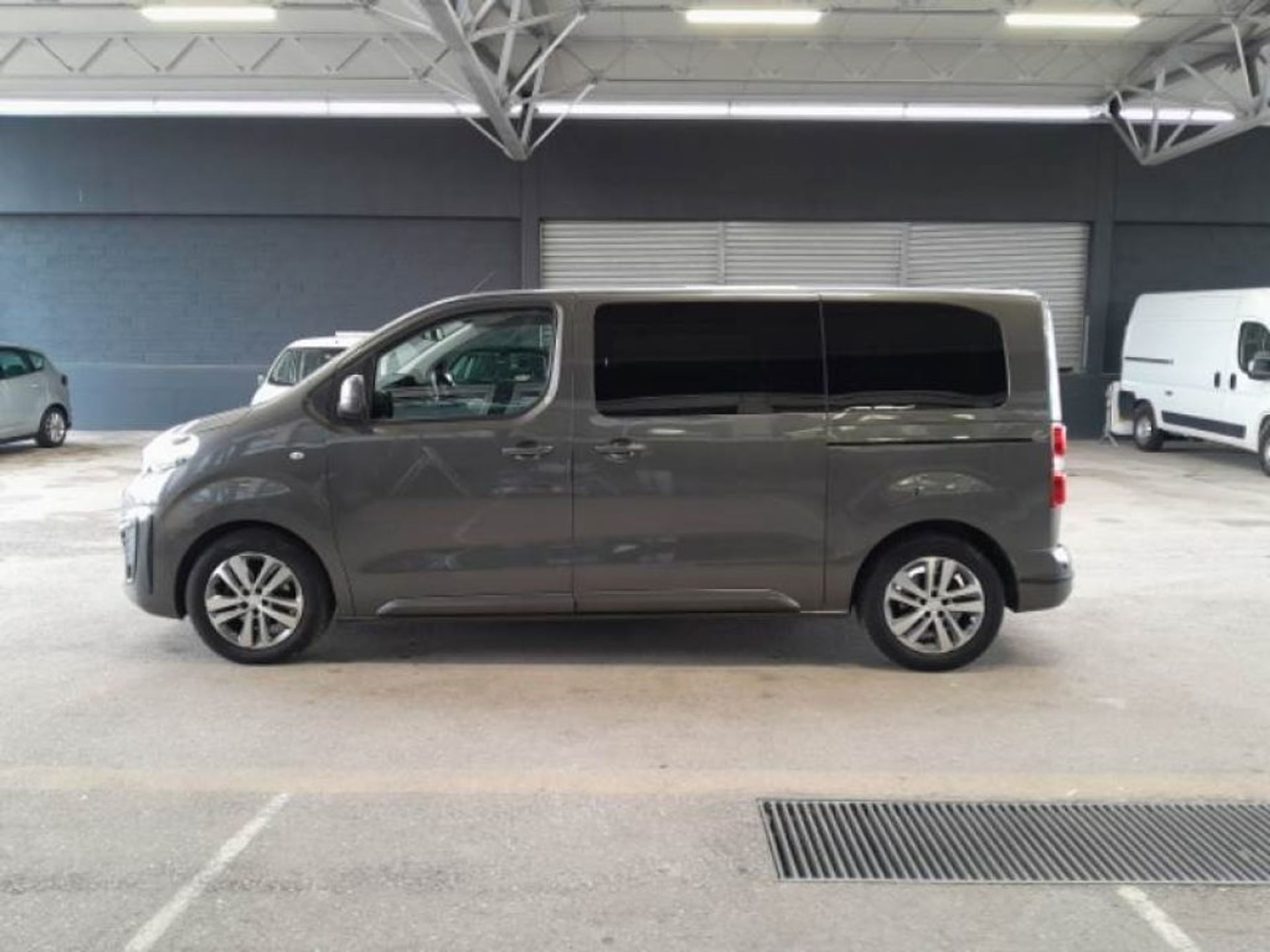 Peugeot Traveller