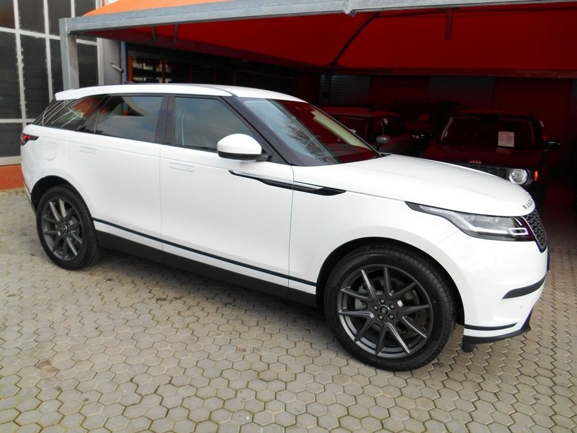 Land Rover Range Rover Velar