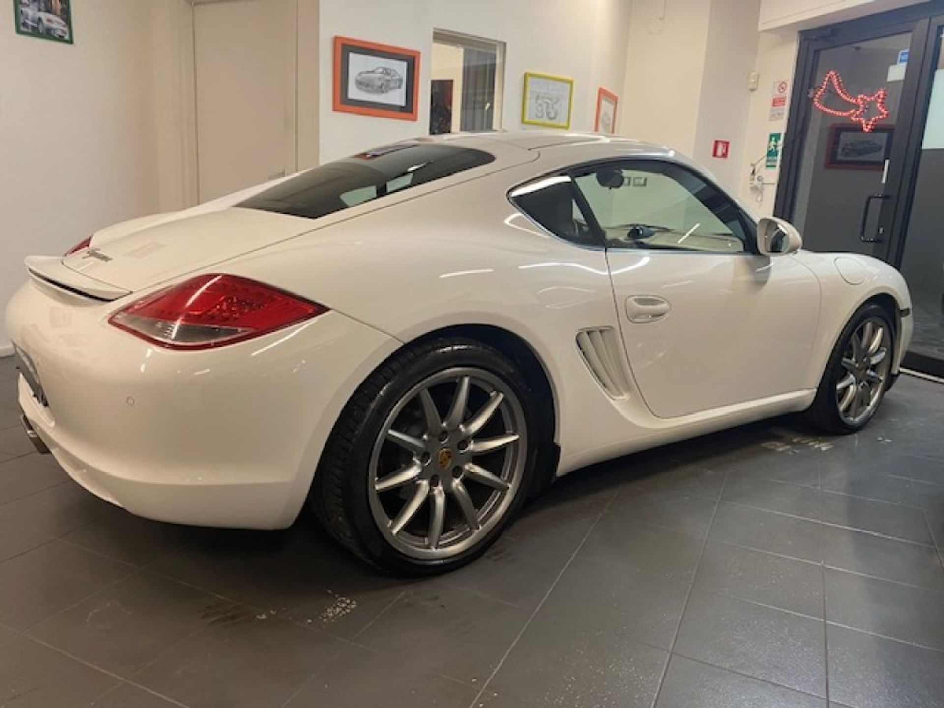 Porsche Cayman