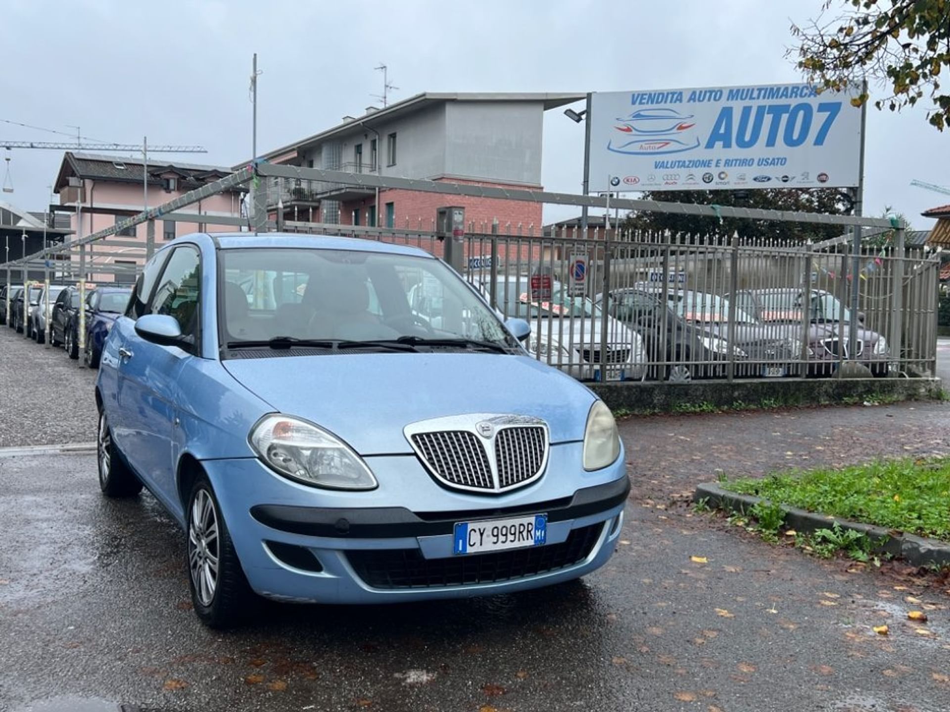 Lancia Ypsilon