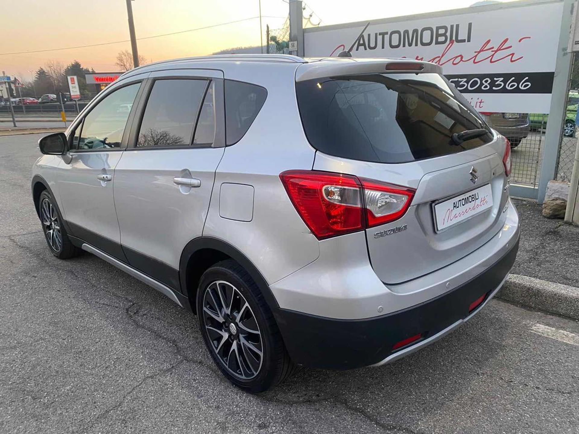 Suzuki S-Cross