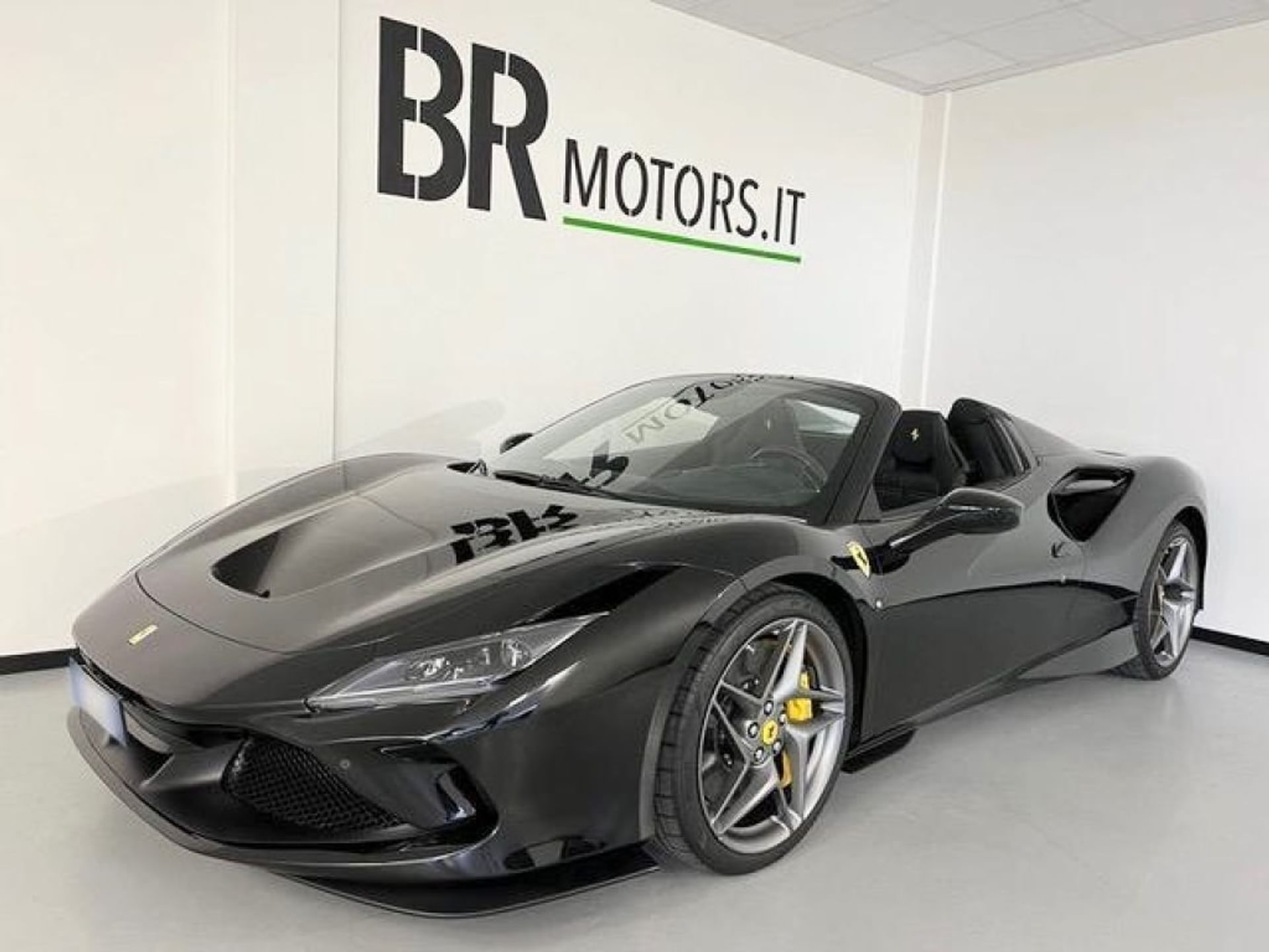 Ferrari F8