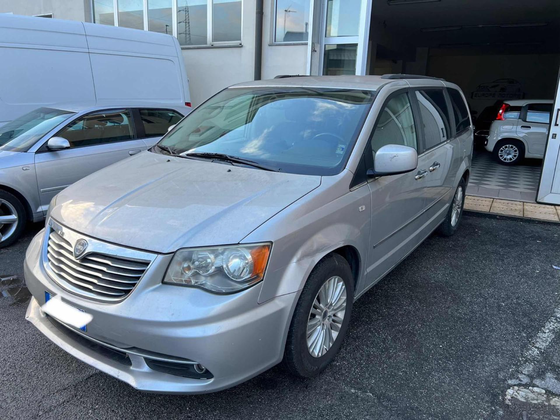 Lancia Voyager