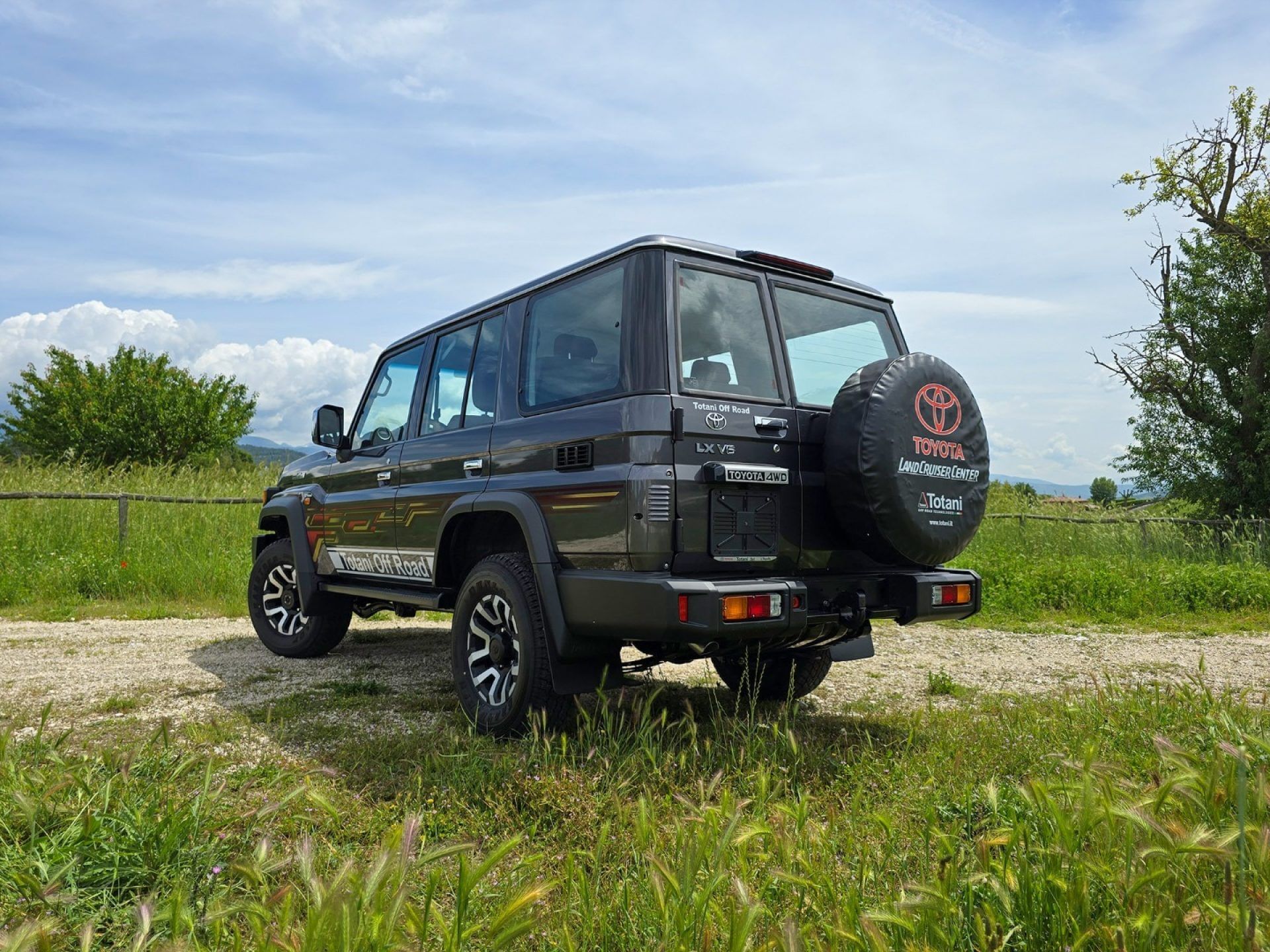 Toyota Land Cruiser