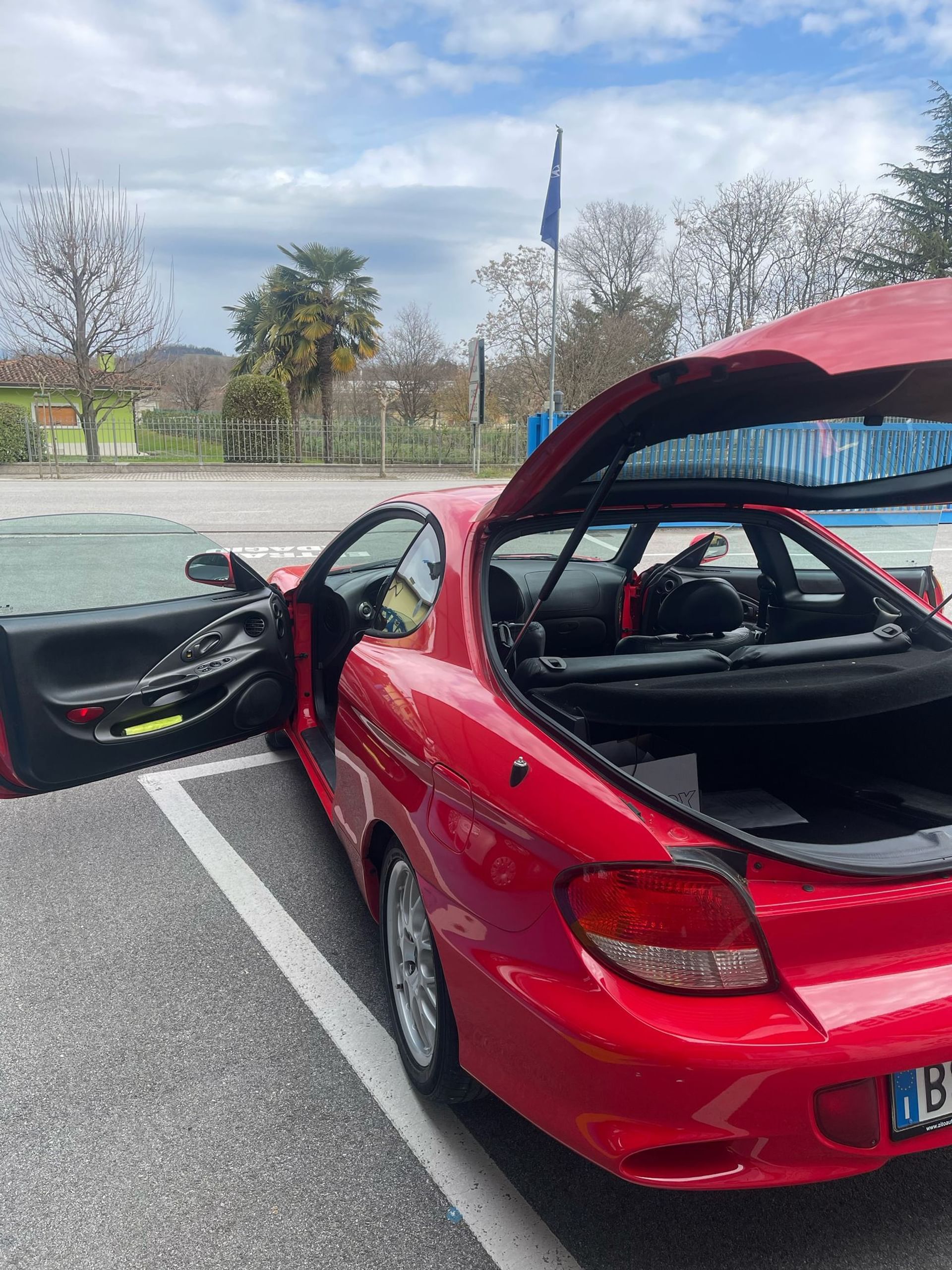 Hyundai Coupe
