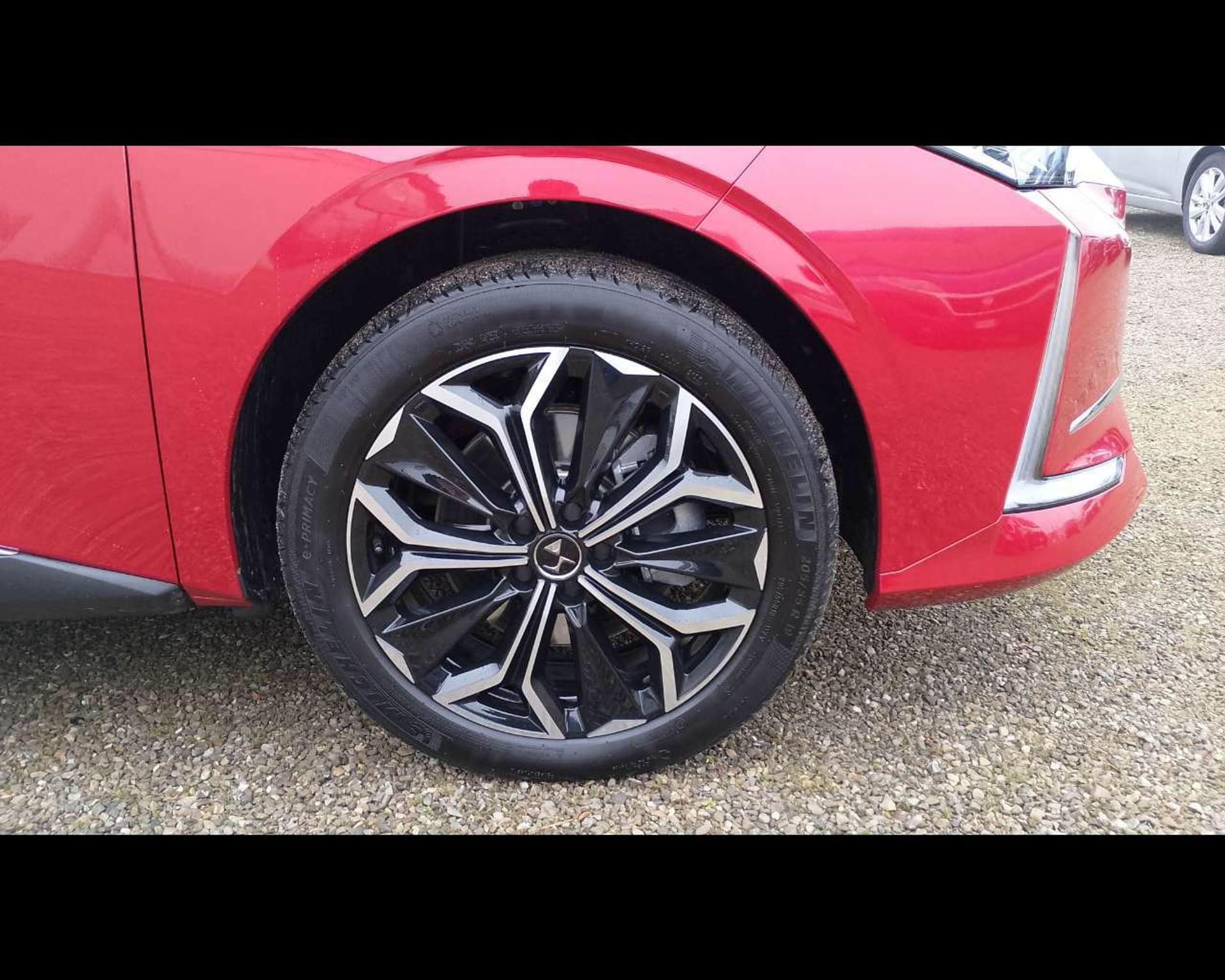 DS Automobiles DS 4