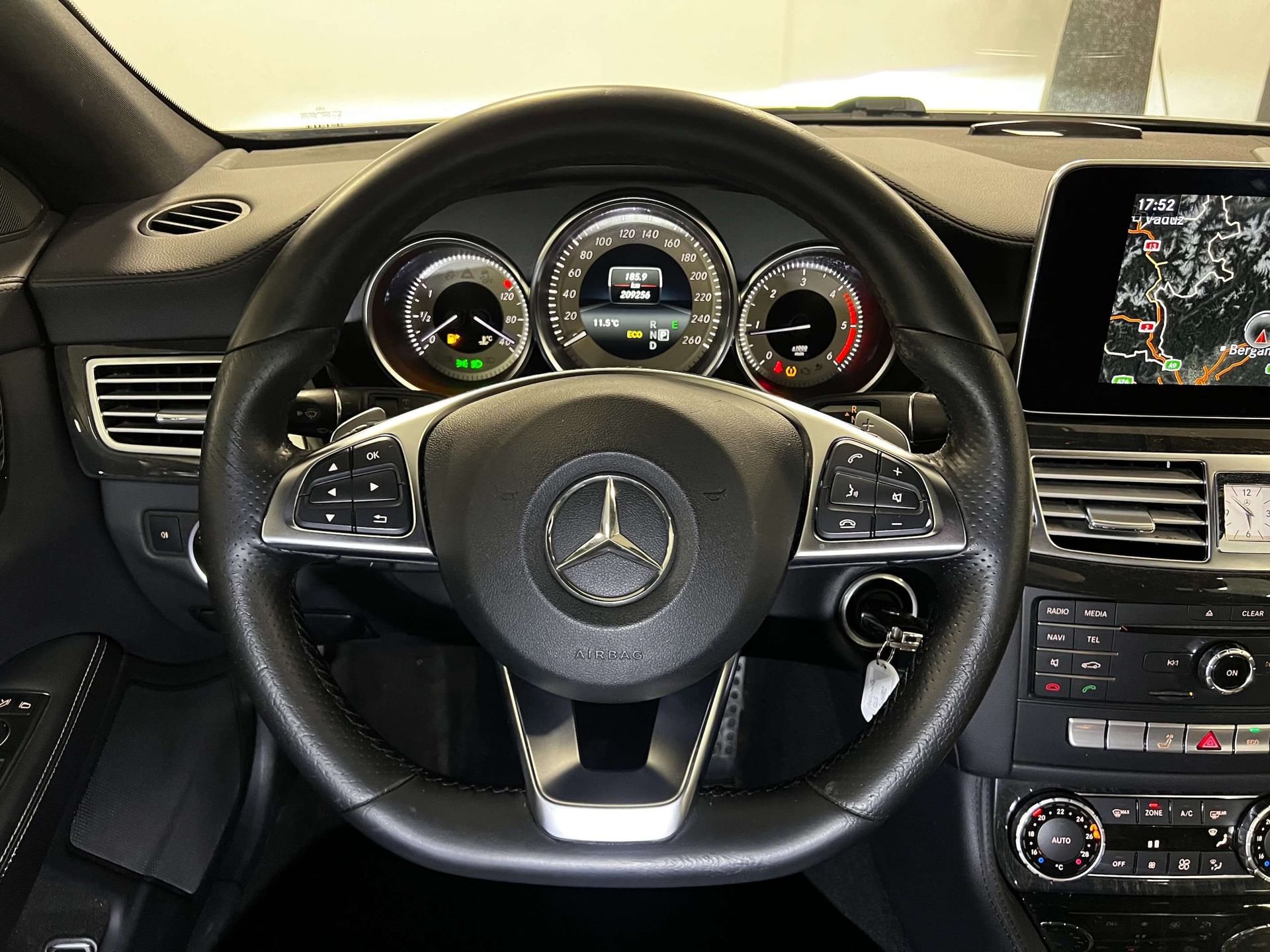 Mercedes-Benz CLS