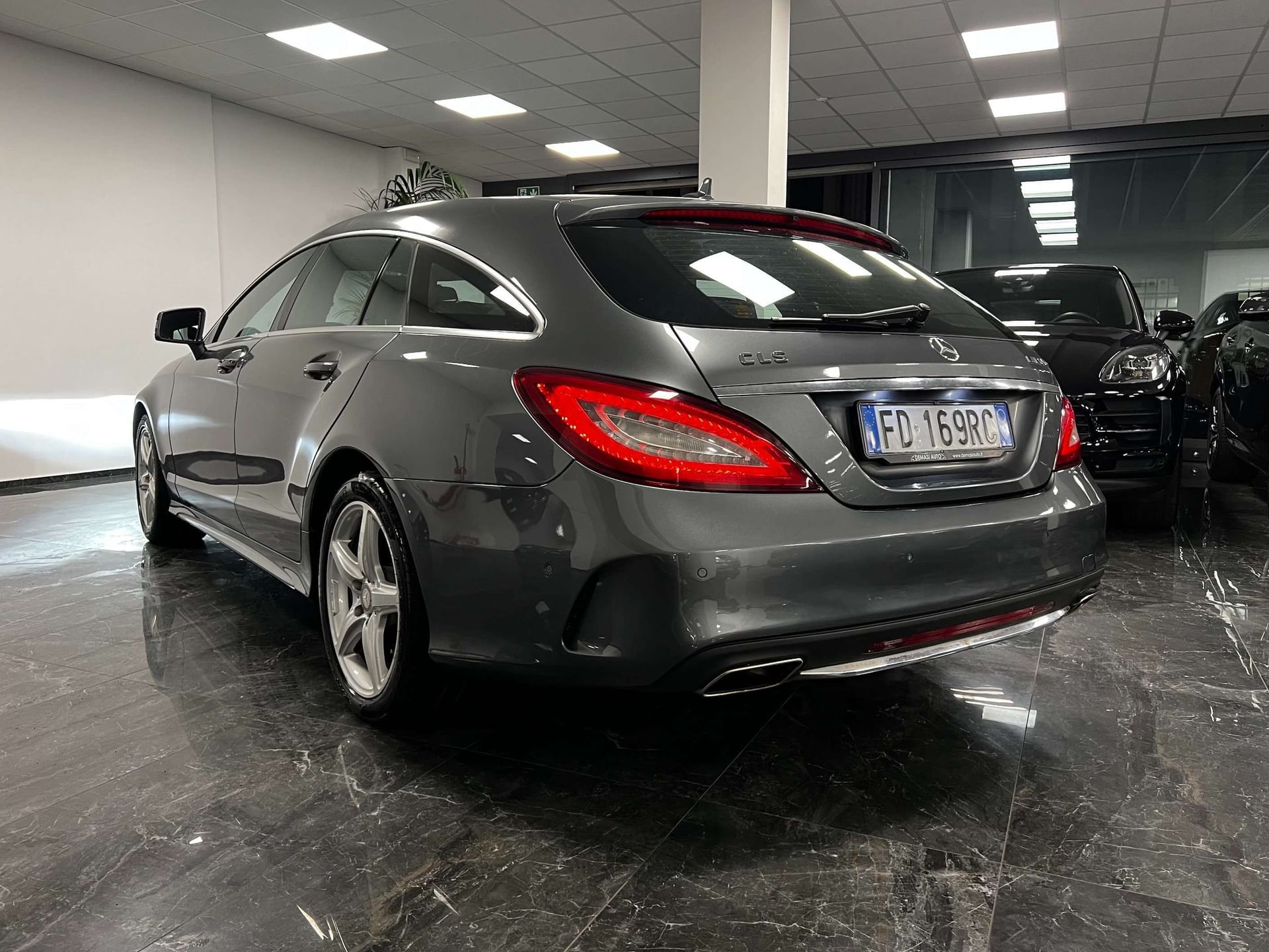 Mercedes-Benz CLS