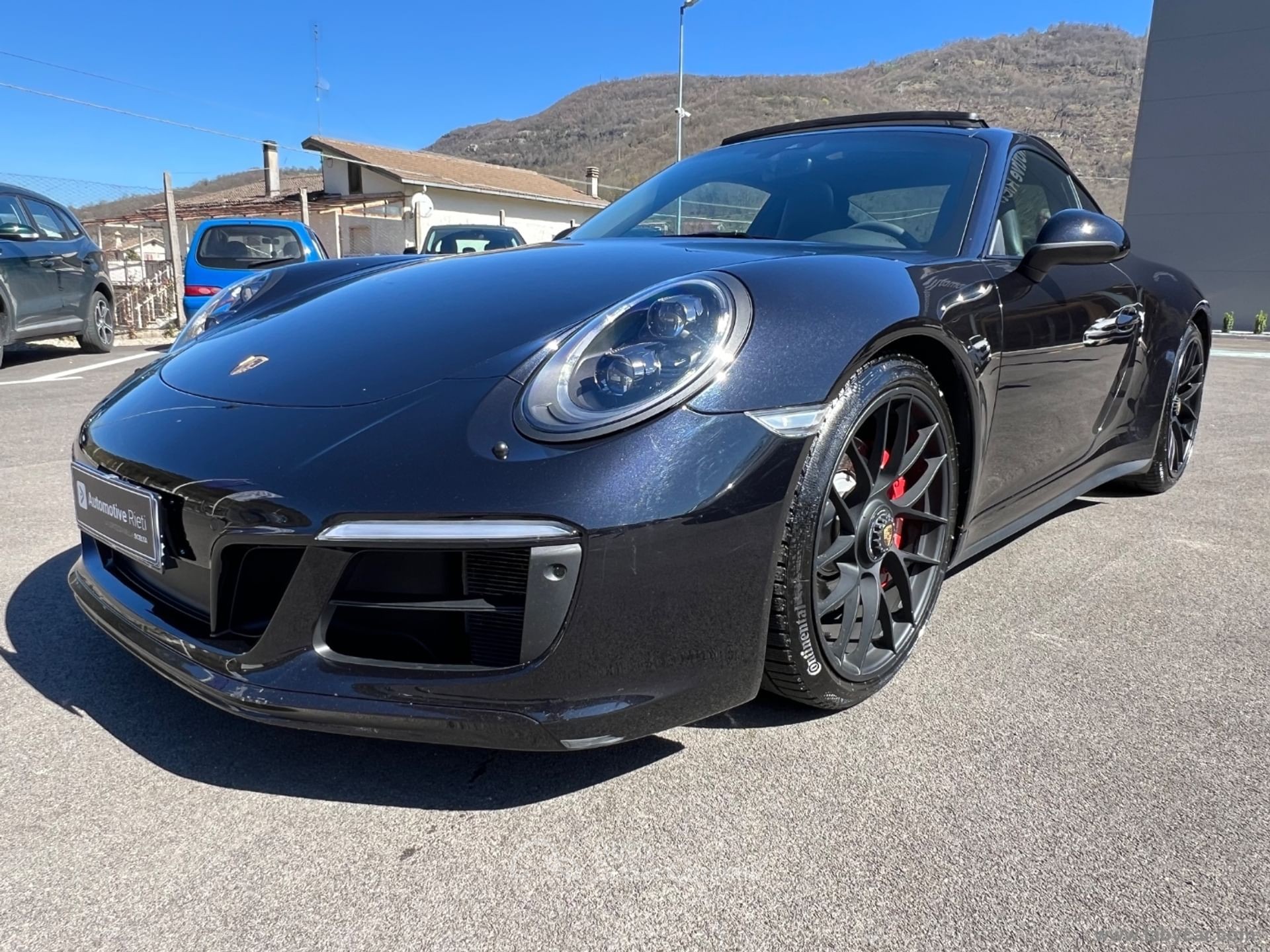 Porsche 911