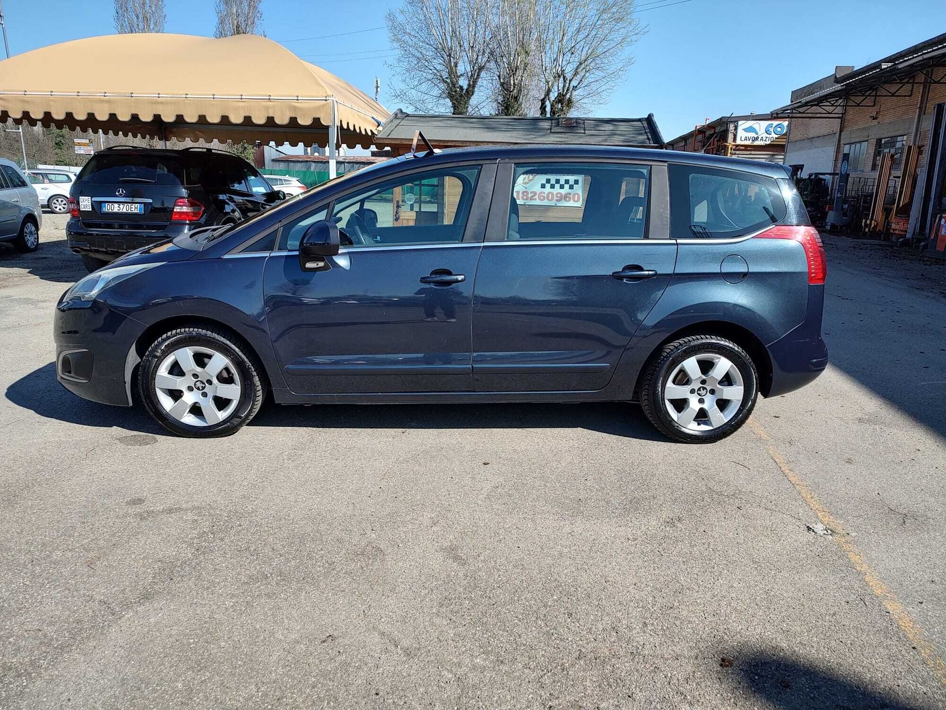 Peugeot 5008