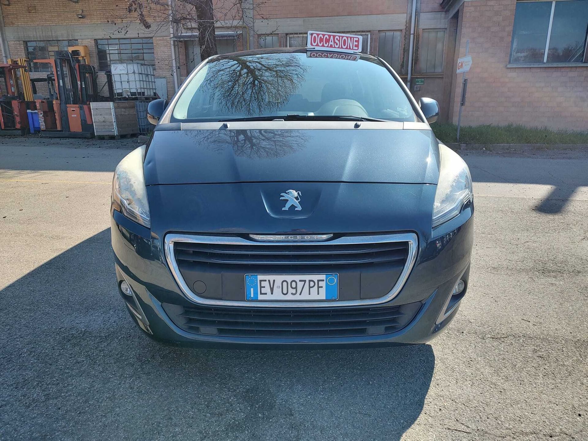 Peugeot 5008