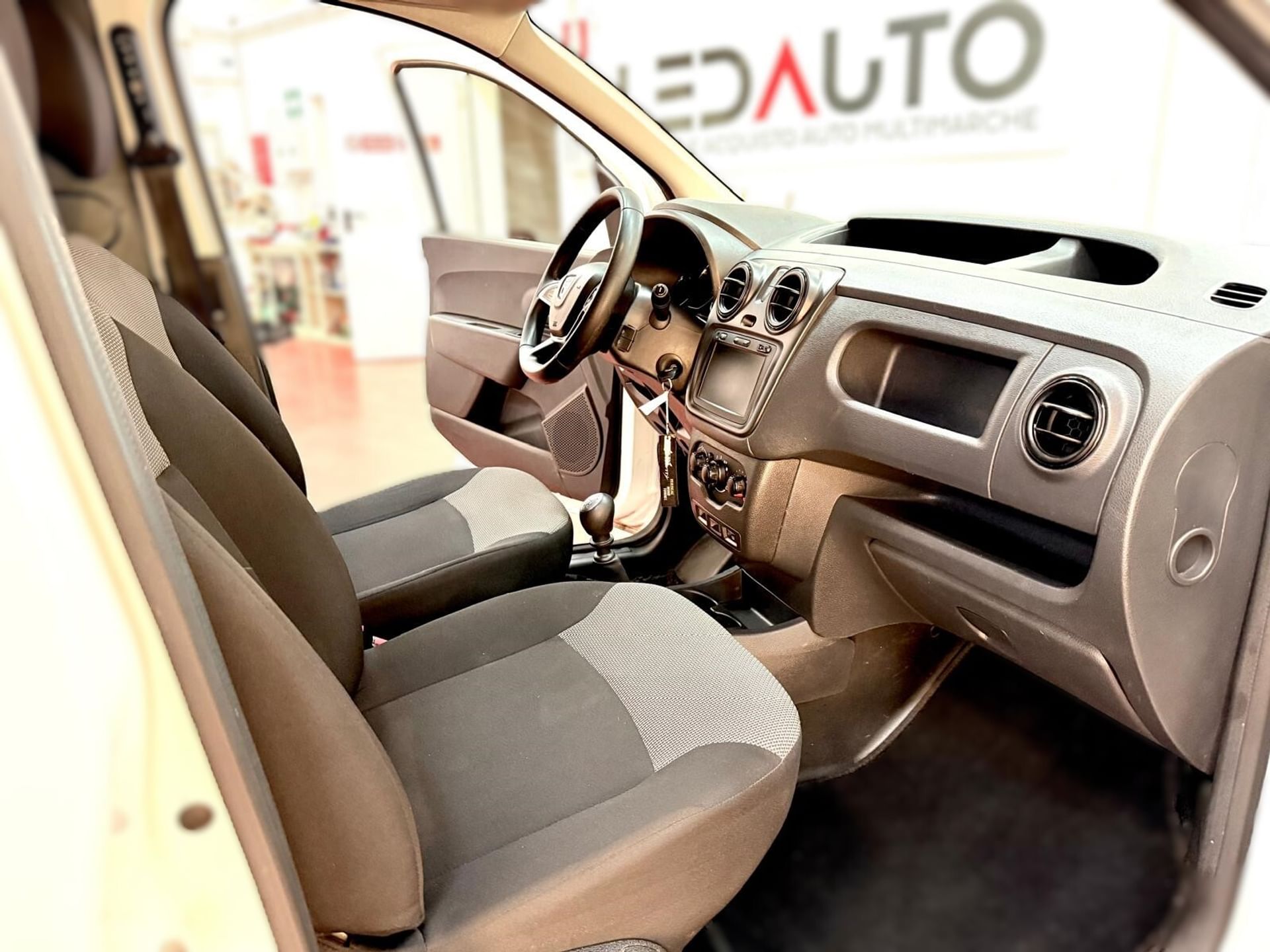 Dacia Dokker