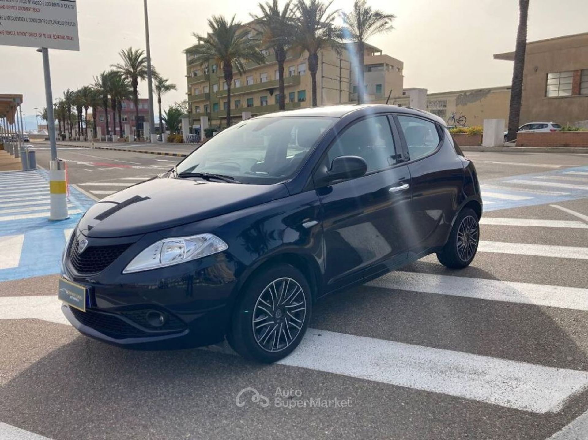 Lancia Ypsilon