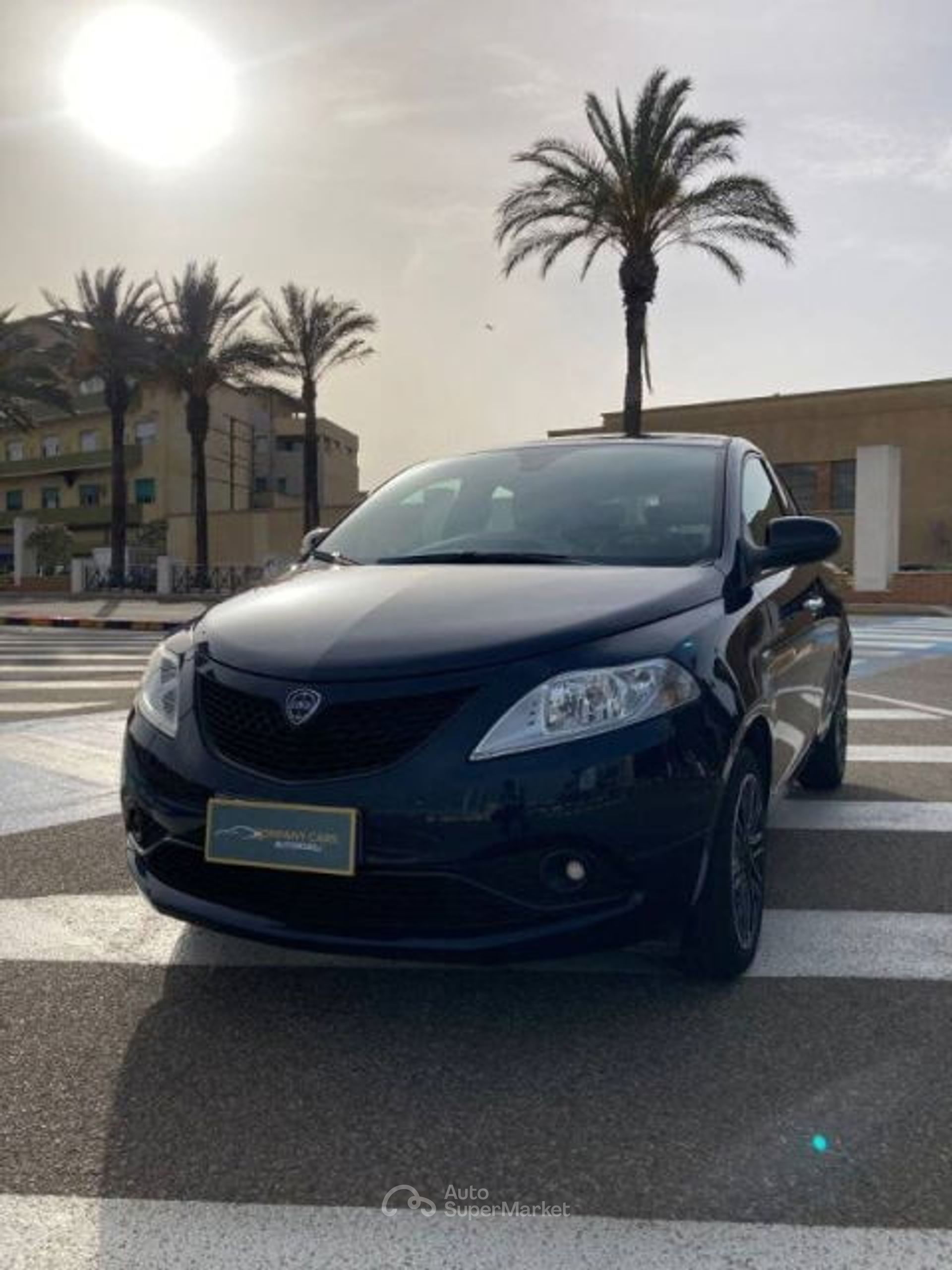 Lancia Ypsilon