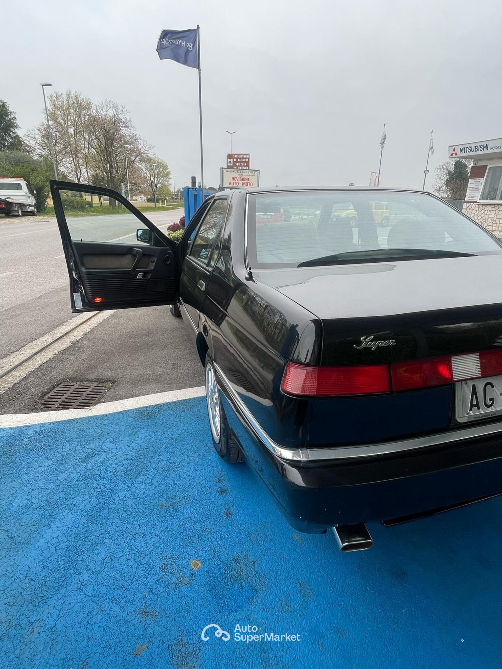 Alfa Romeo 164