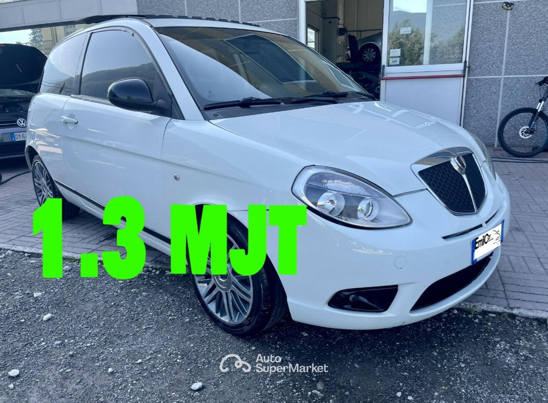 Lancia Ypsilon