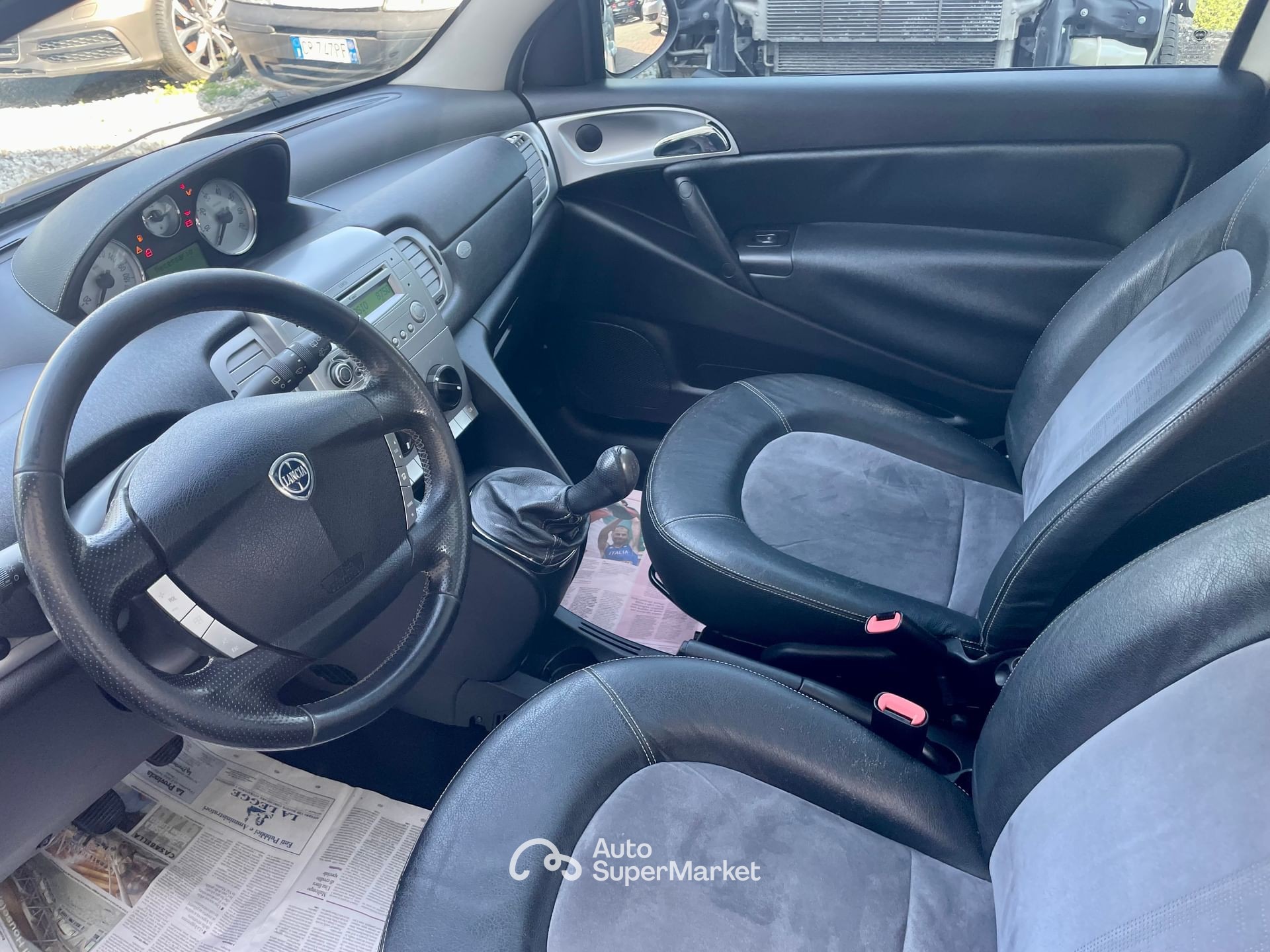Lancia Ypsilon