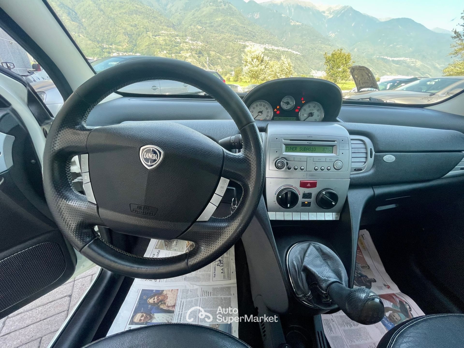 Lancia Ypsilon