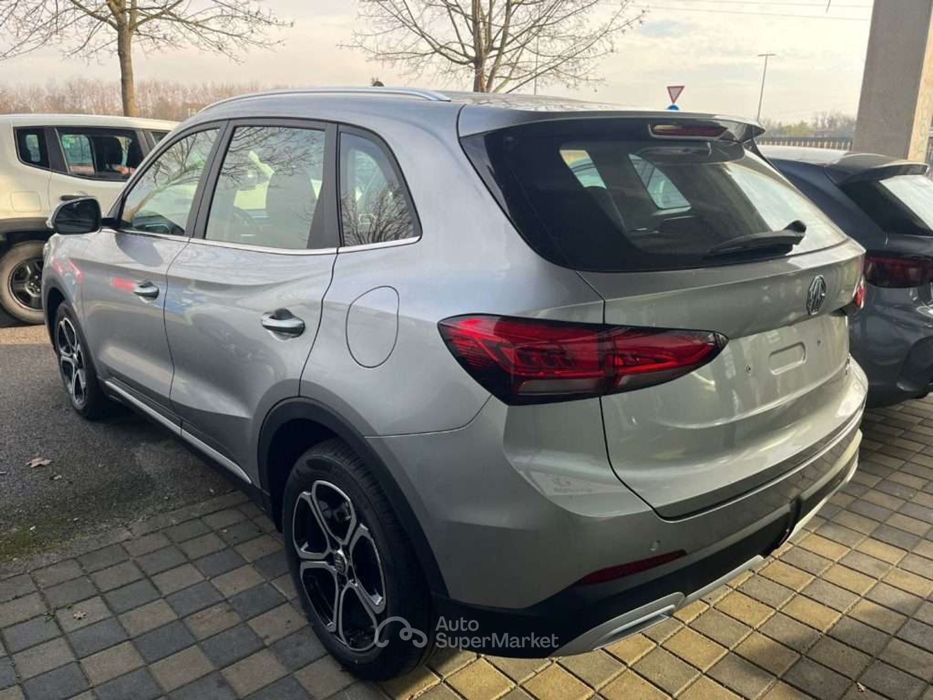MG ZS