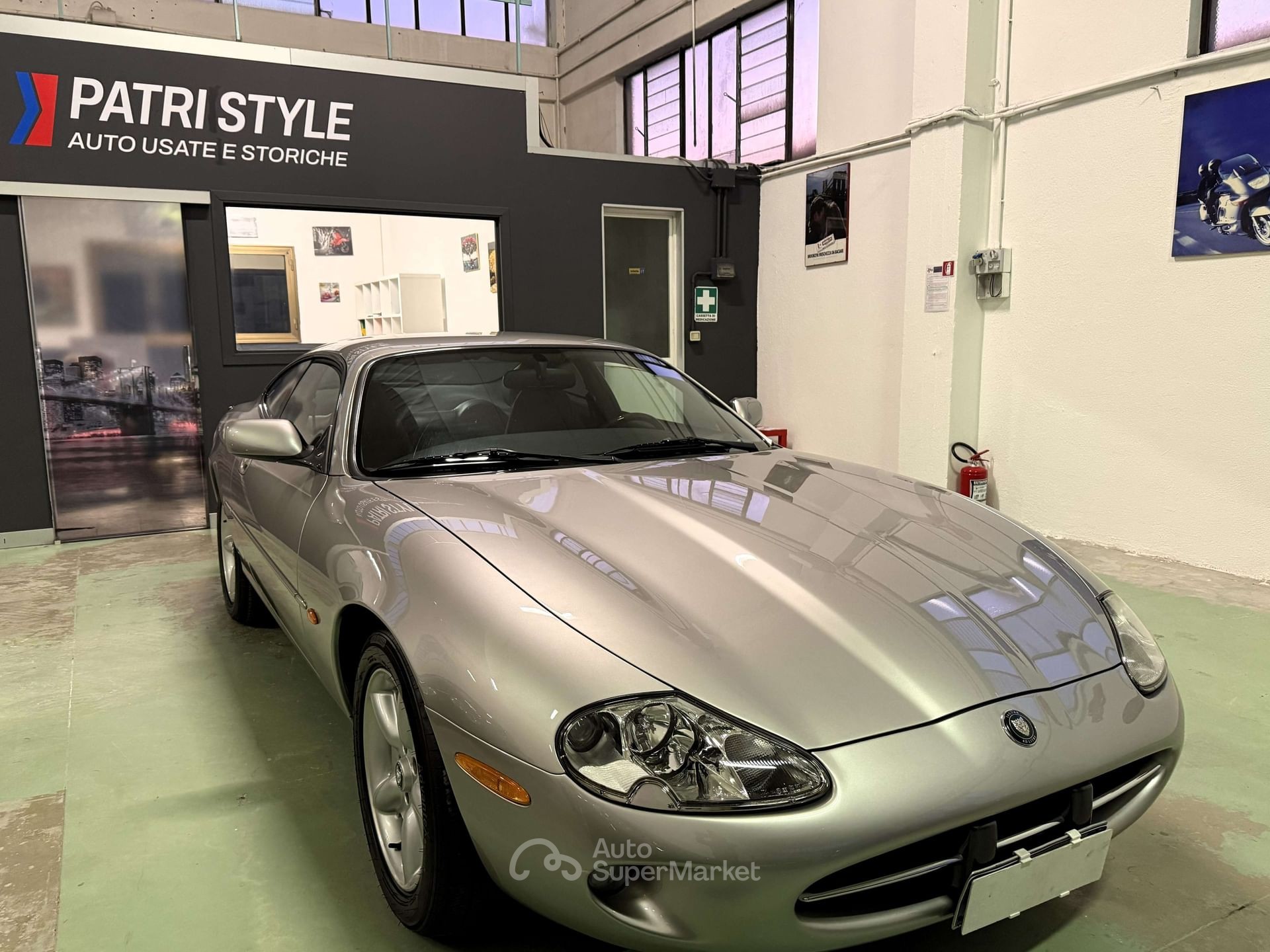 Jaguar XK