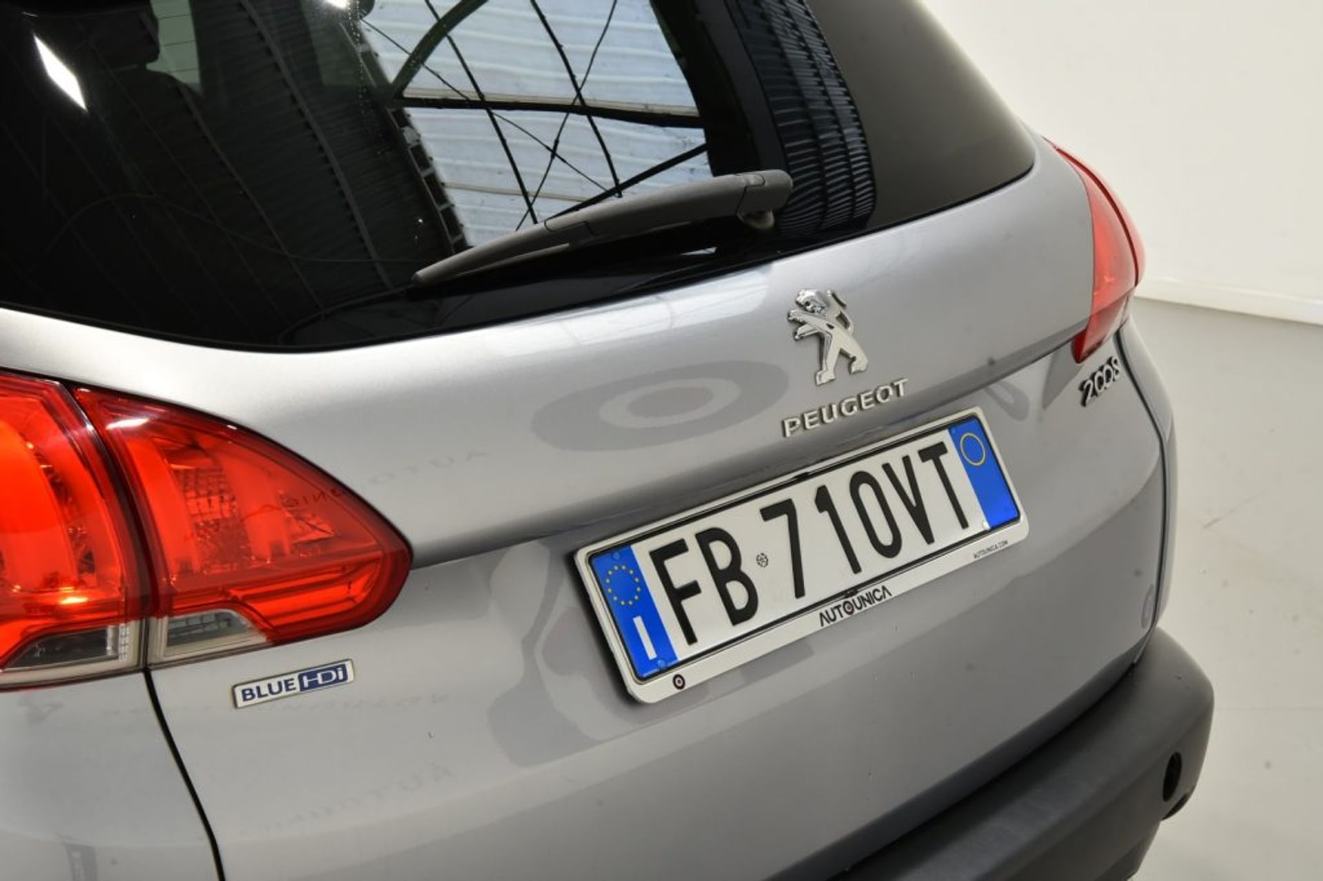 Peugeot BlueHDi 100 - Posteriore