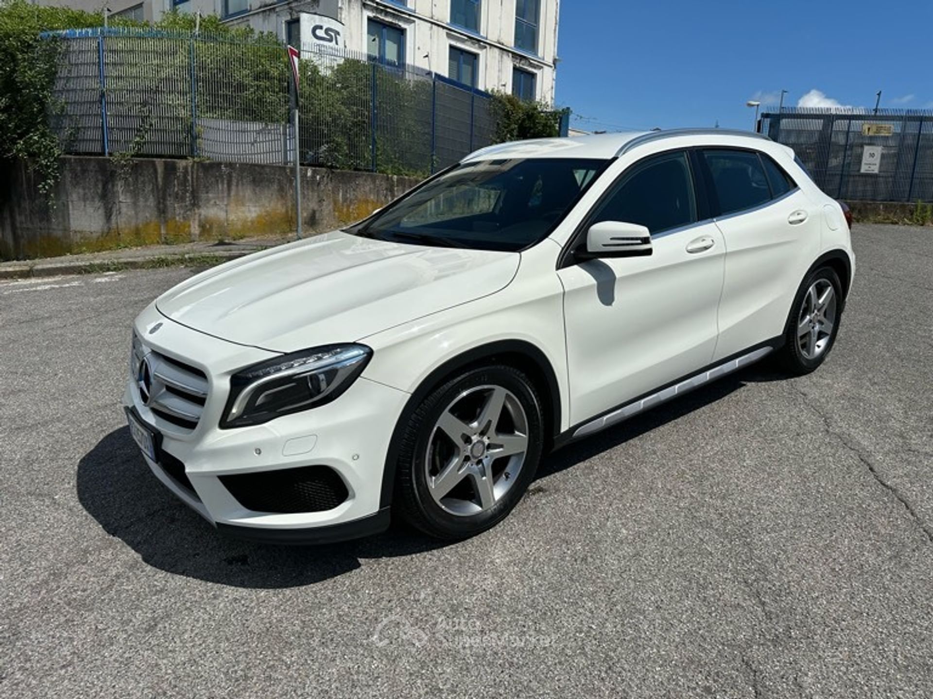 Mercedes-Benz GLA
