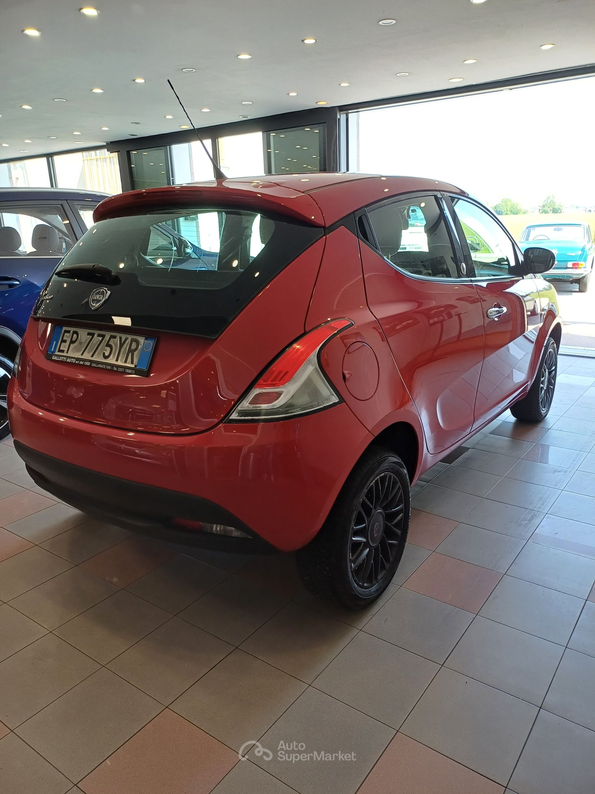 Lancia Ypsilon