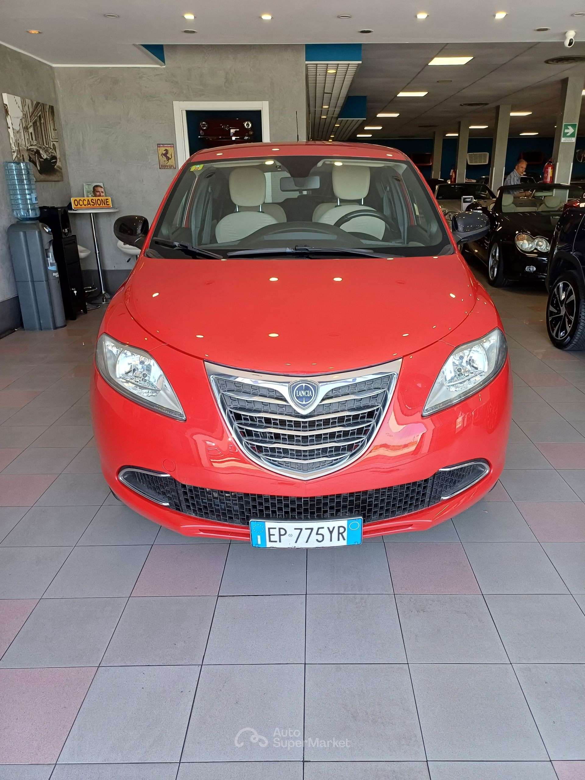 Lancia Ypsilon