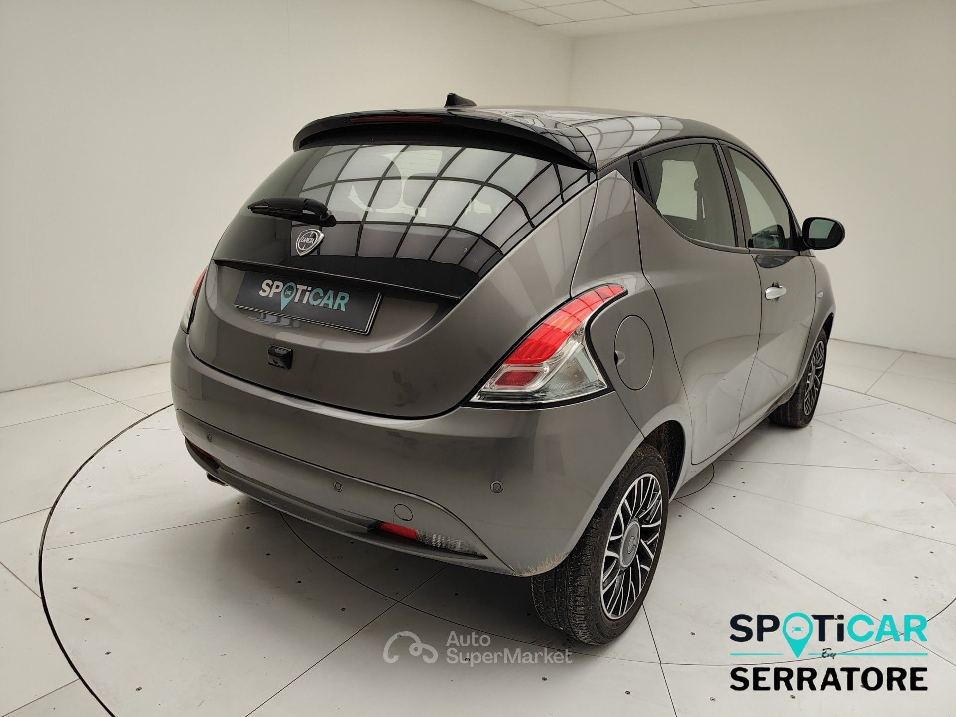 Lancia Ypsilon