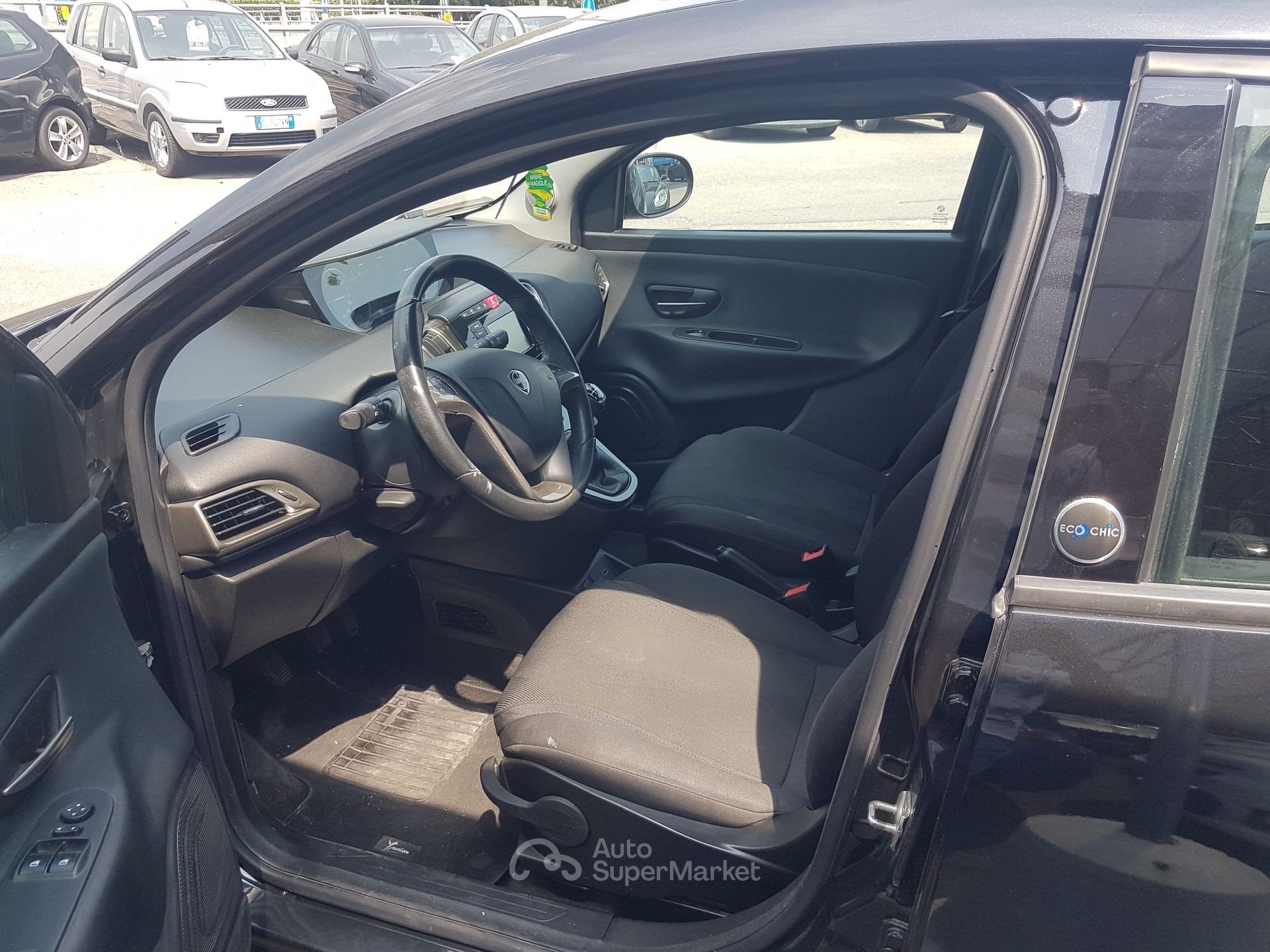 Lancia Ypsilon