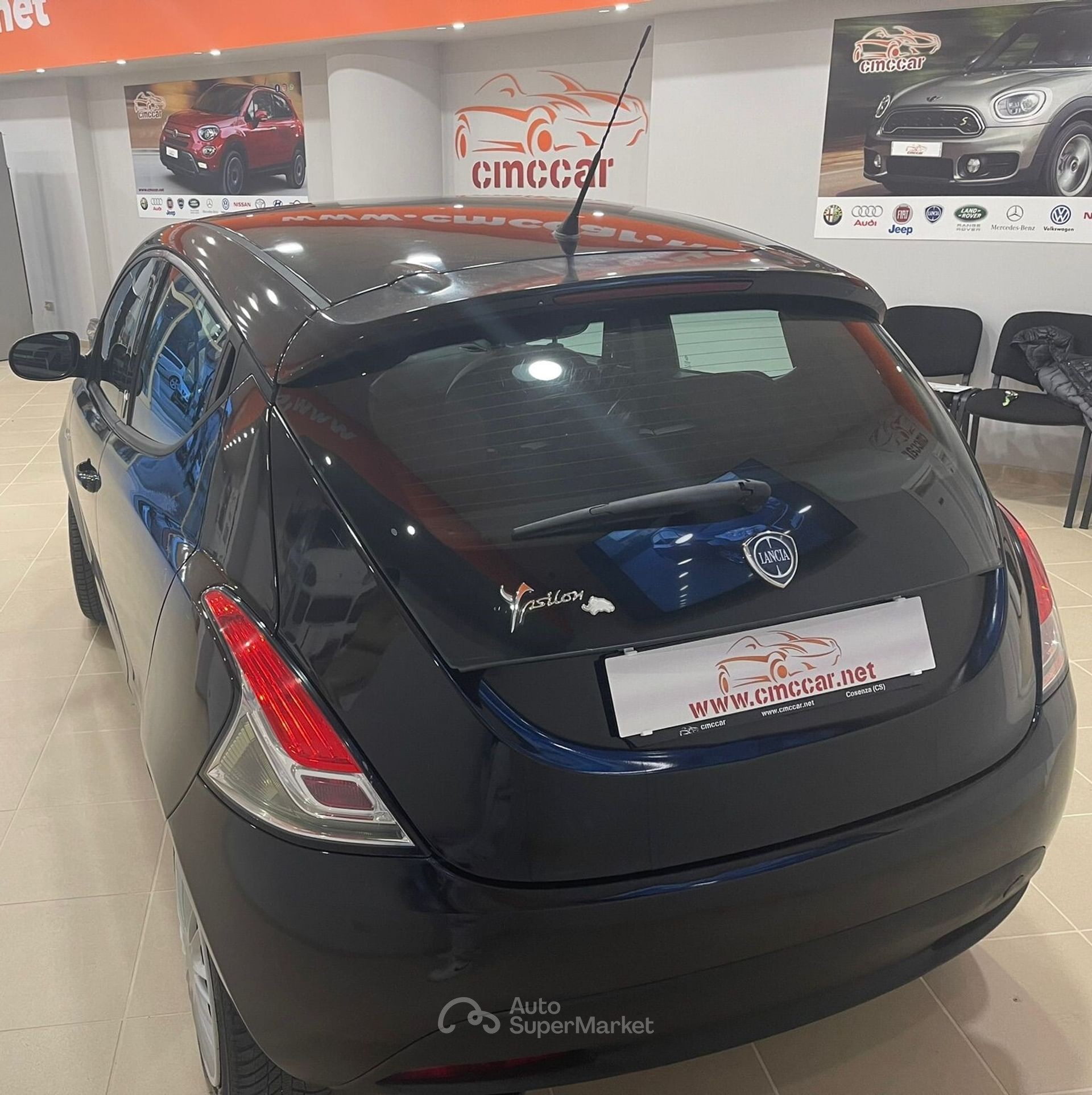 Lancia Ypsilon