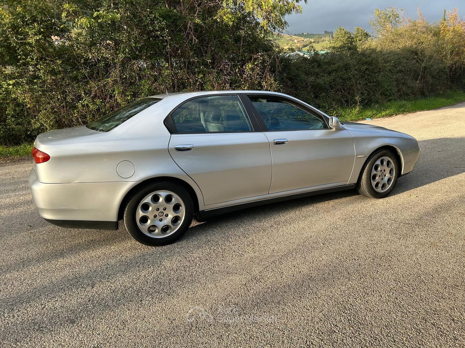 Alfa Romeo 166