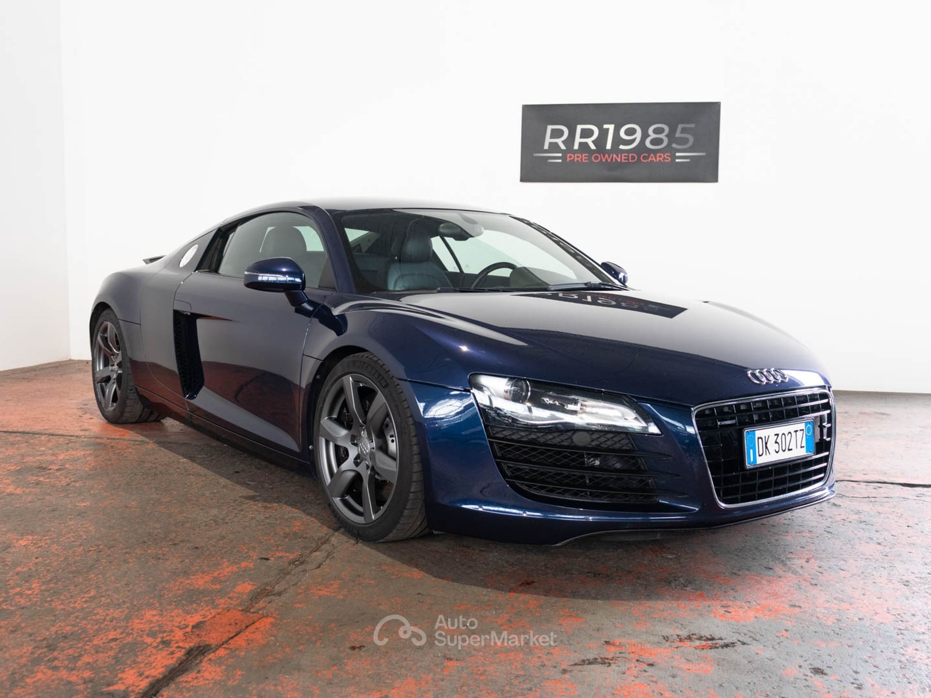 Audi R8