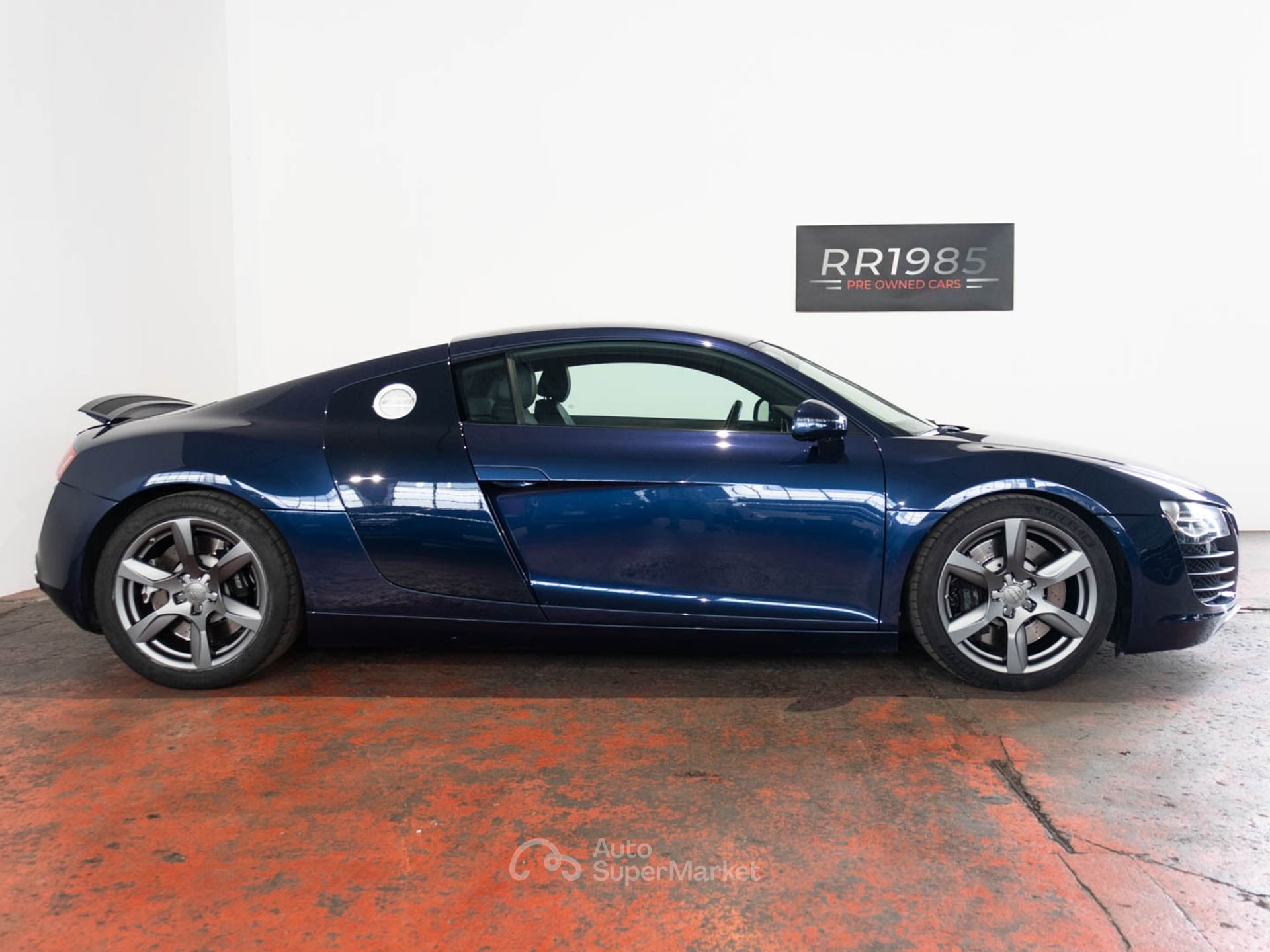 Audi R8