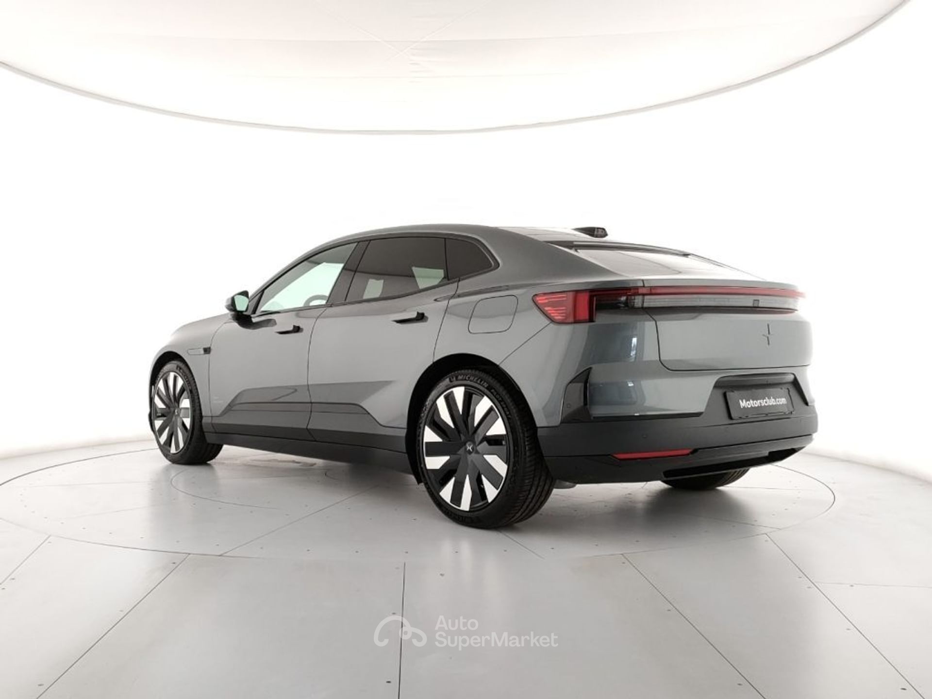 Polestar 4