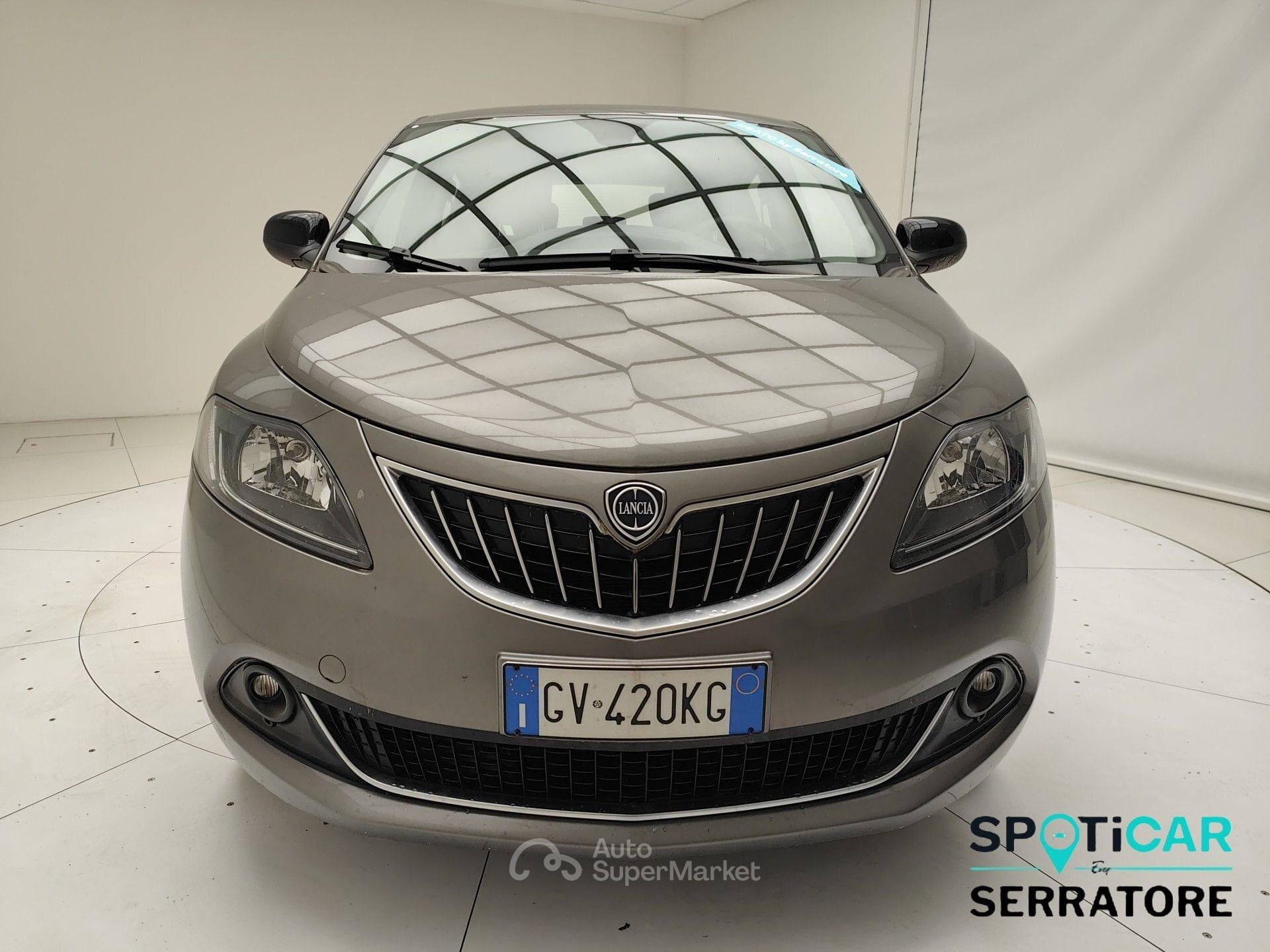 Lancia Ypsilon