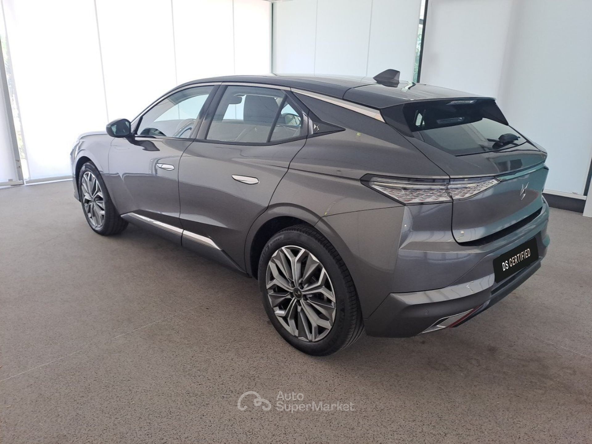 DS Automobiles DS 4
