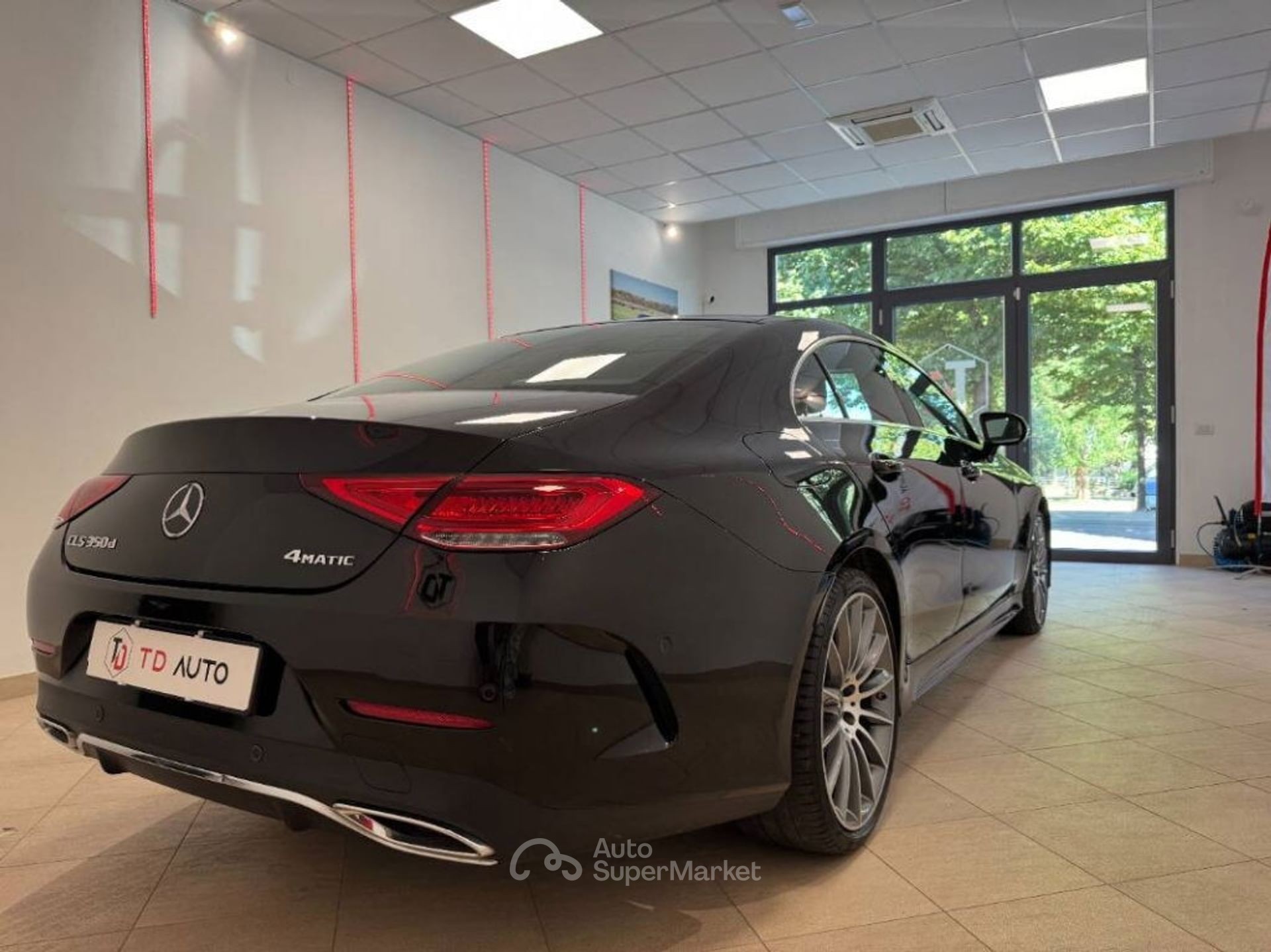 Mercedes-Benz CLS