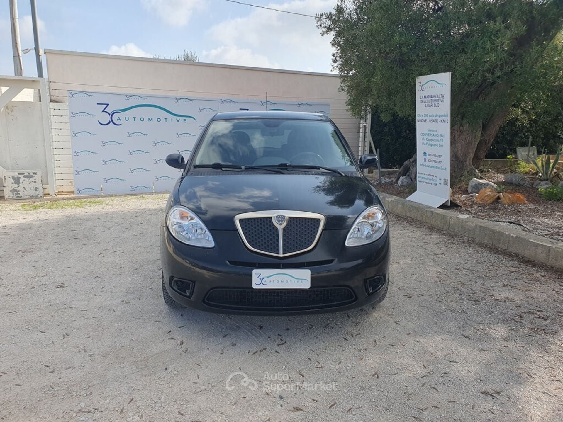 Lancia Ypsilon