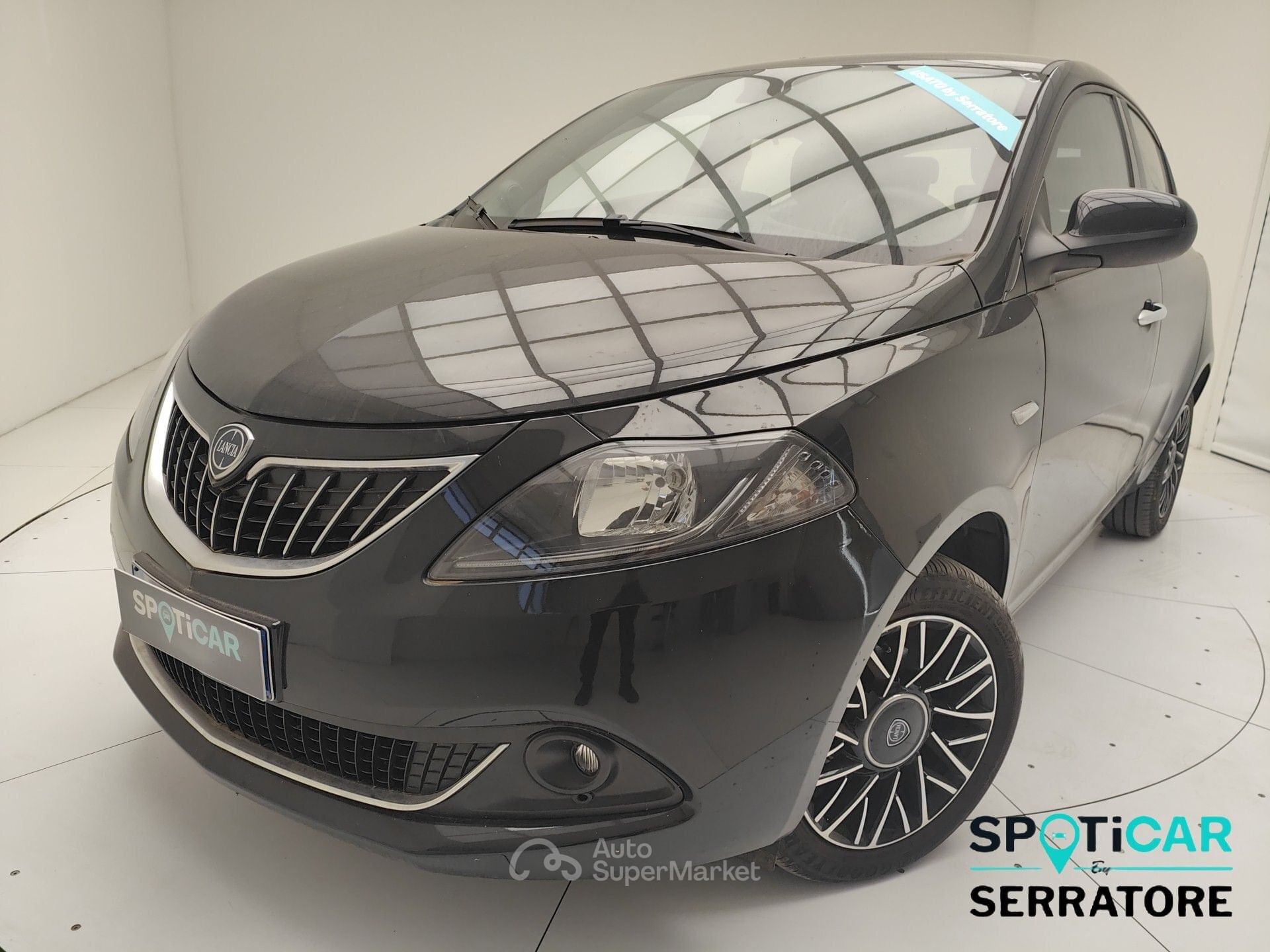 Lancia Ypsilon
