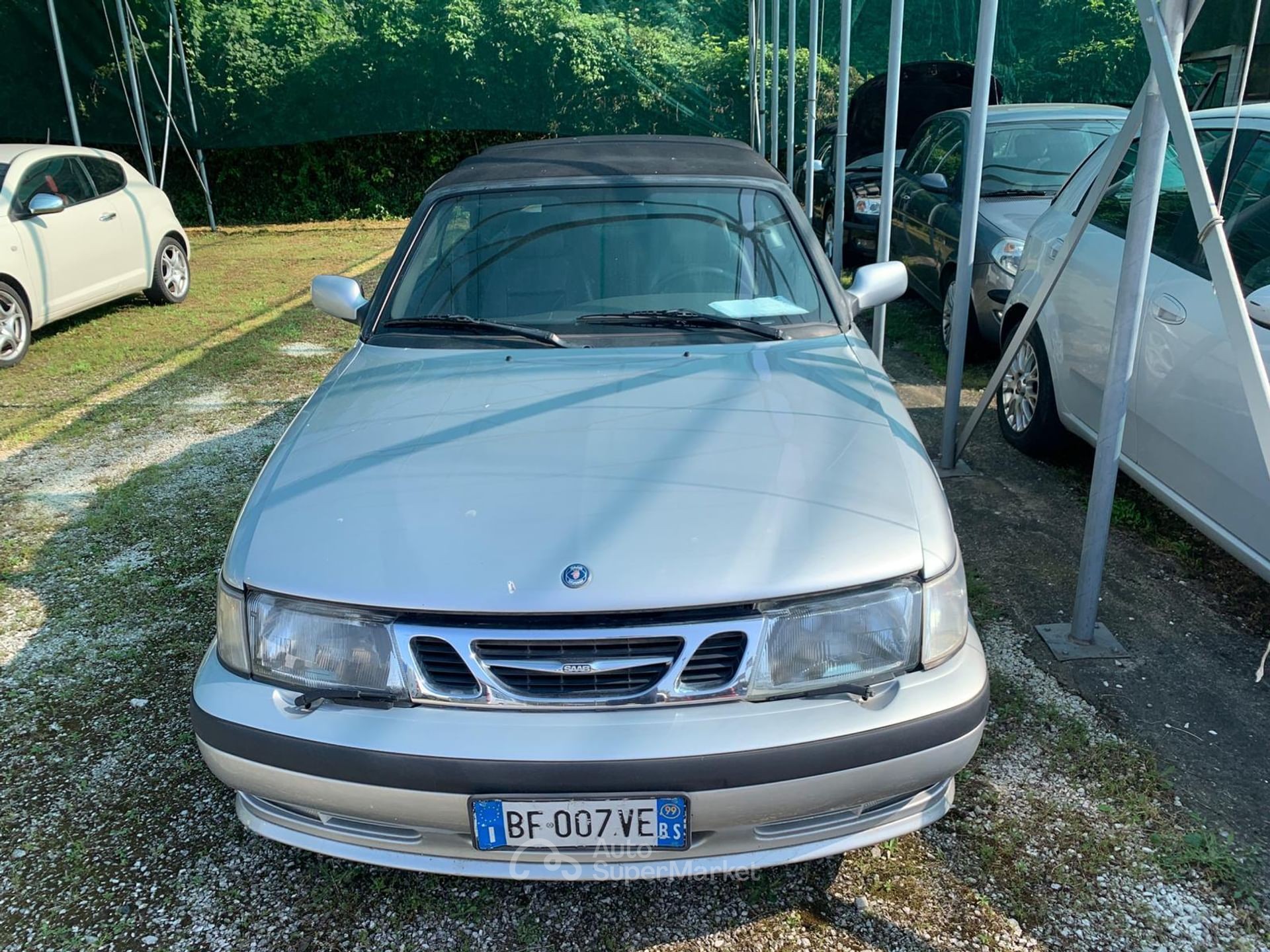 Saab 900