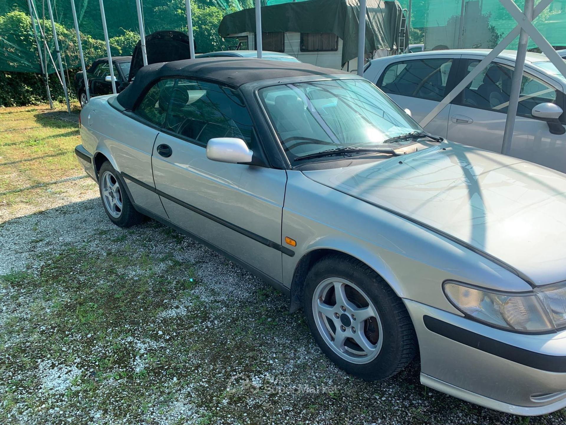 Saab 900