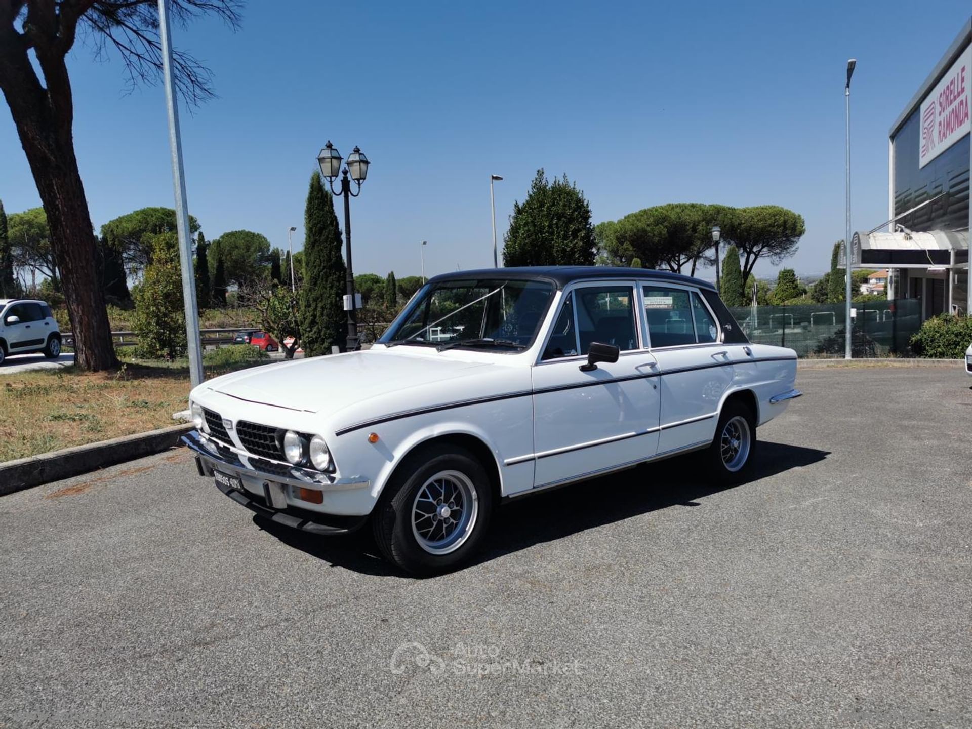 Triumph Dolomite