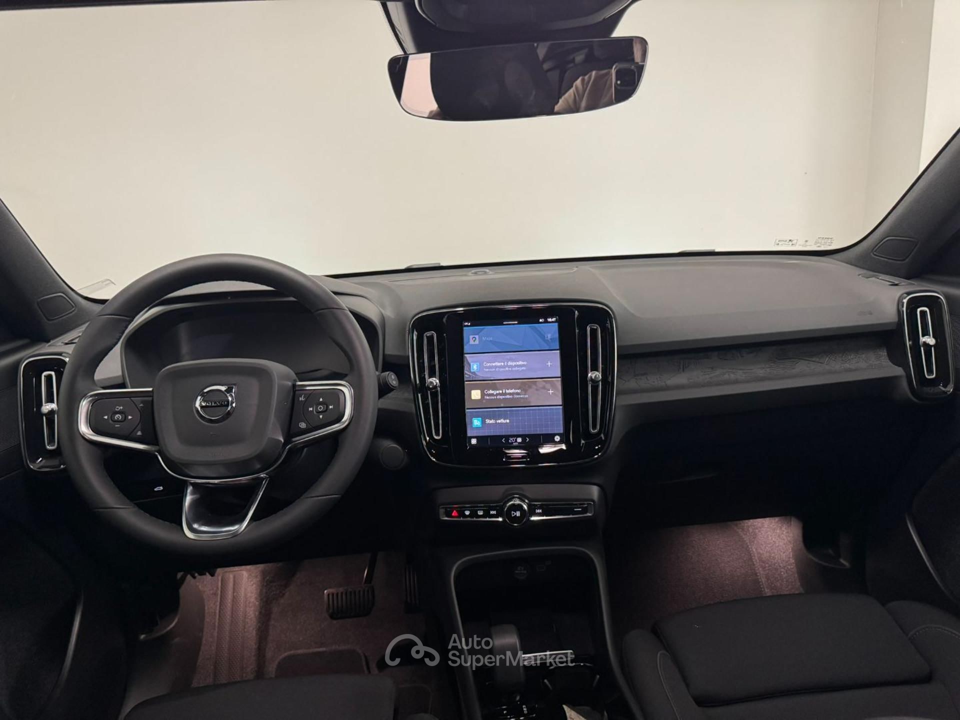 Volvo EX40