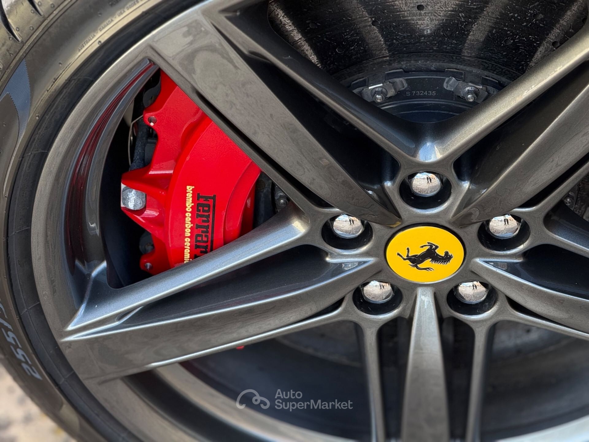 Ferrari F12