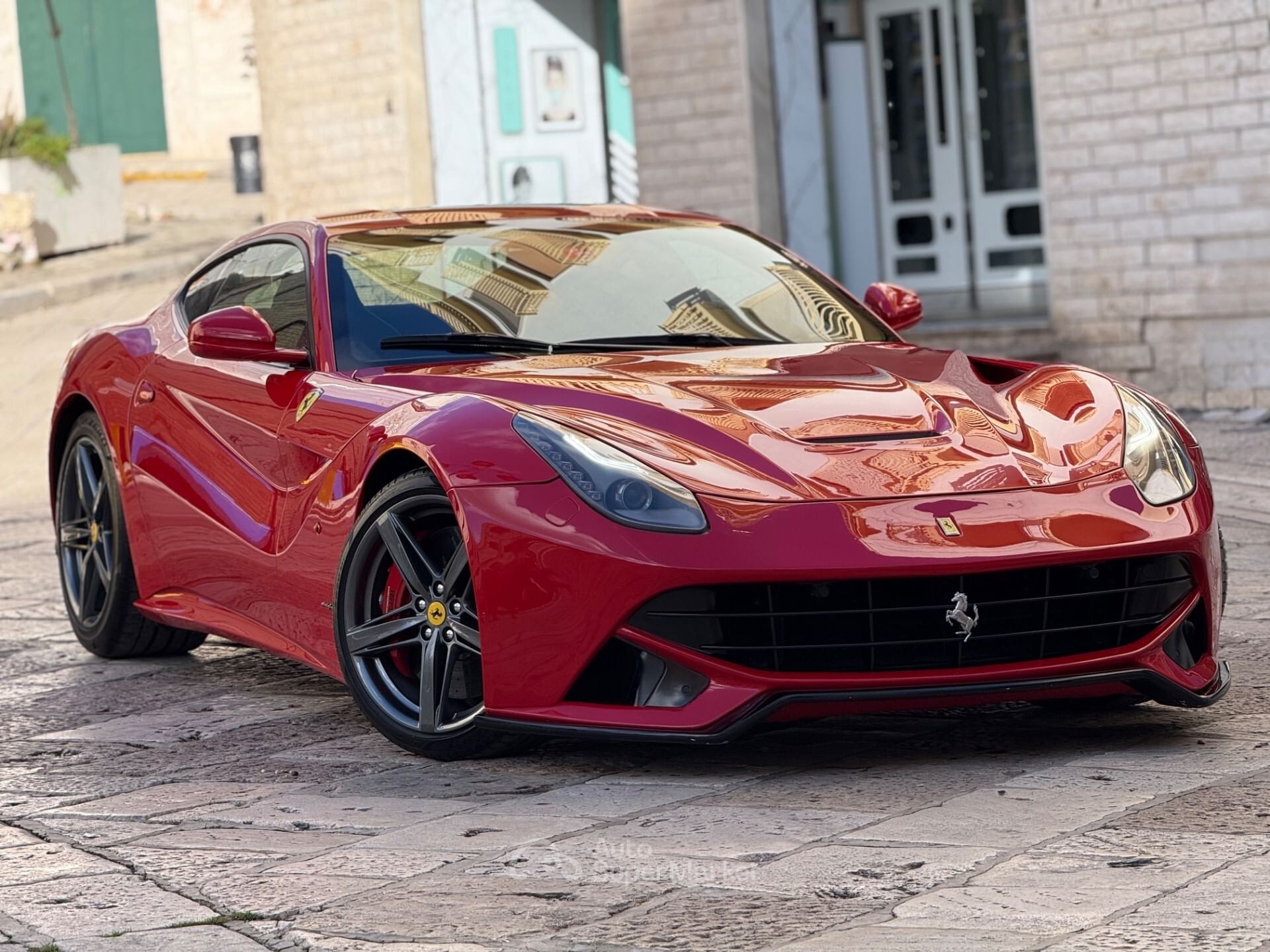 Ferrari F12
