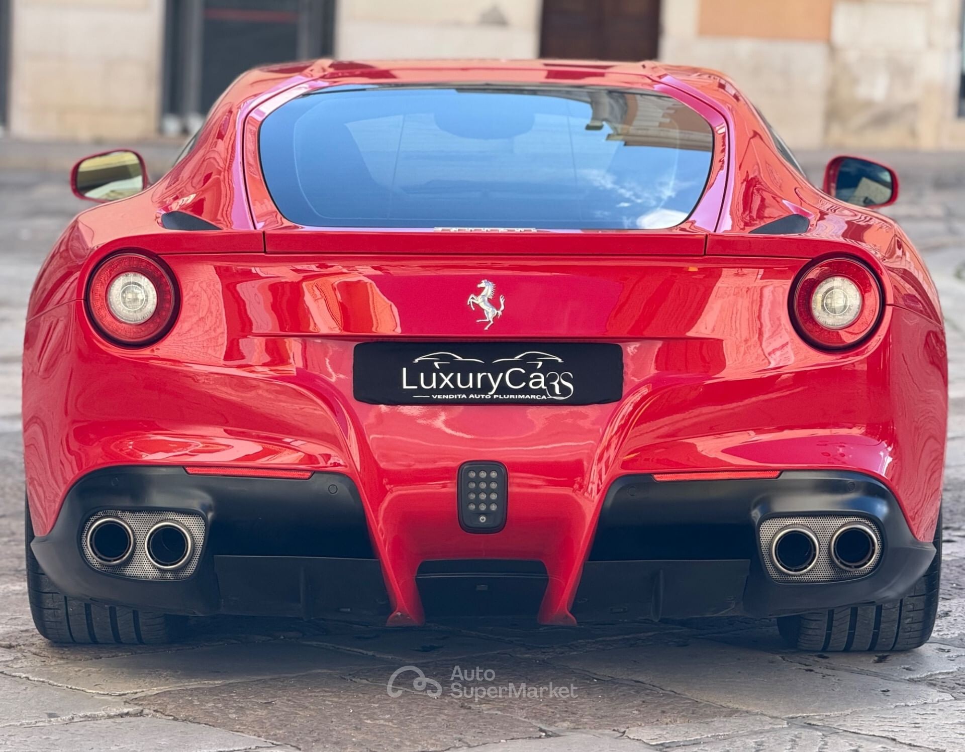 Ferrari F12